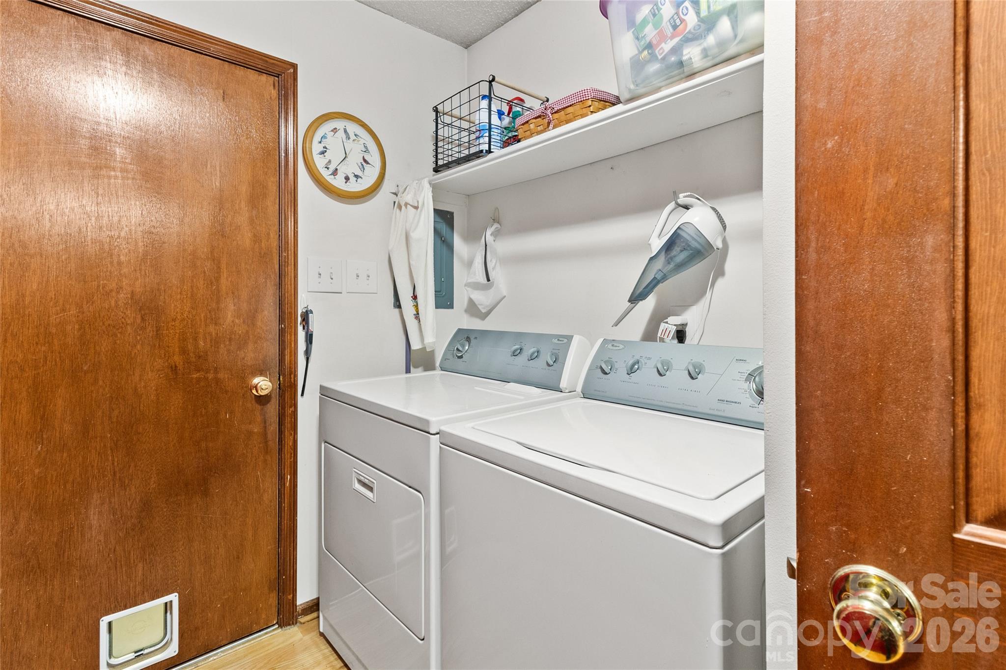 main property photo 14