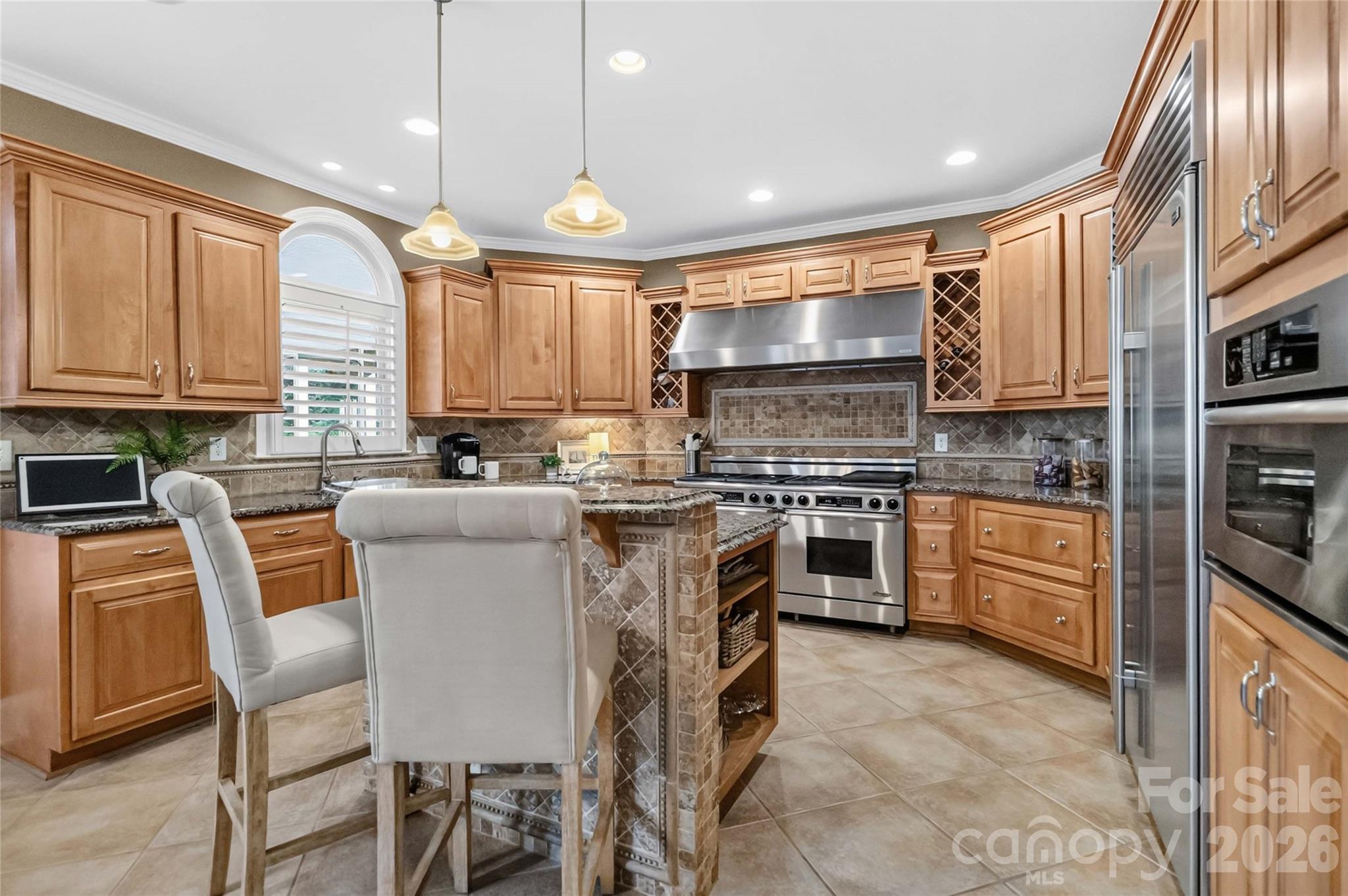 main property photo 12
