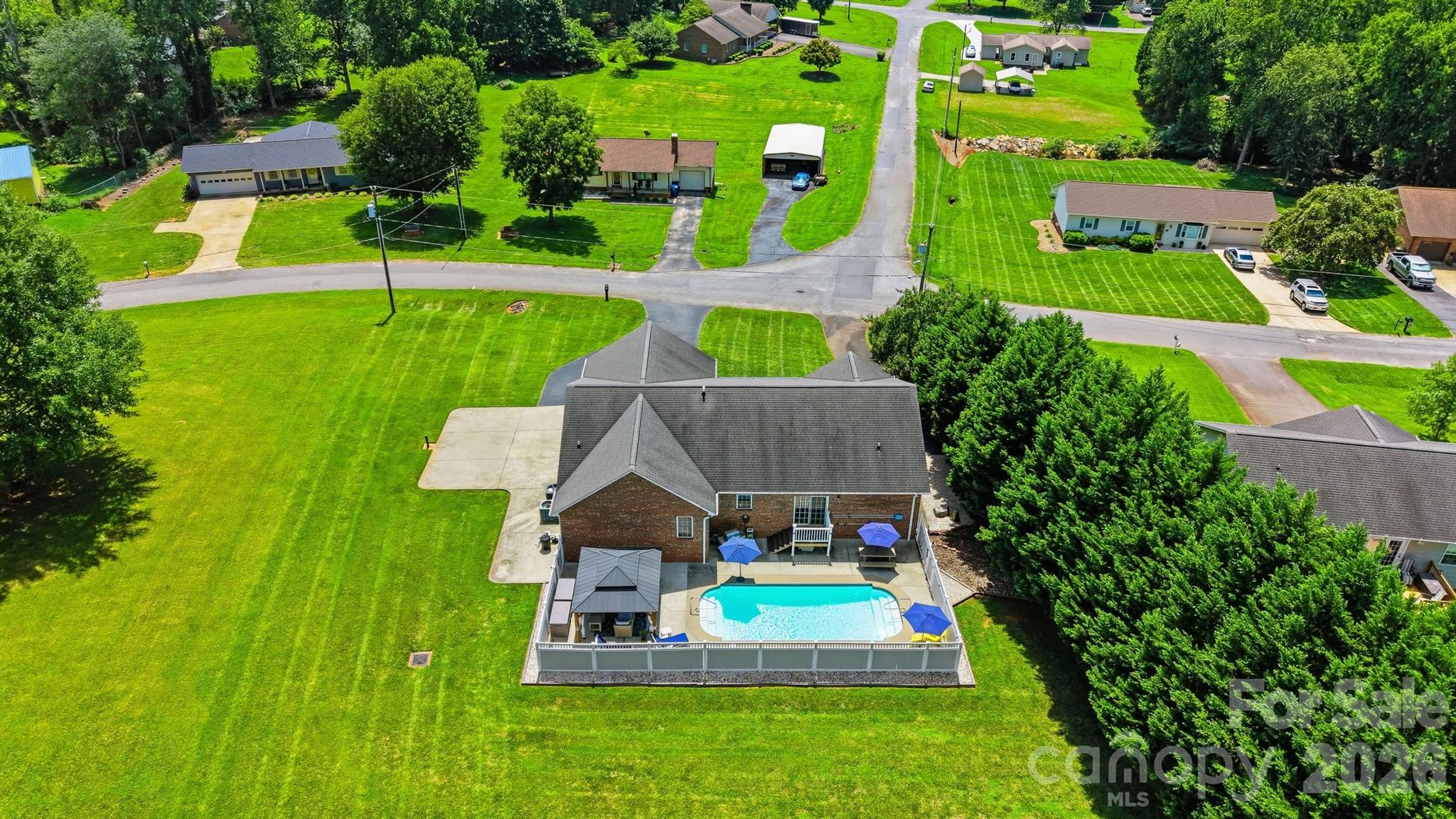 main property photo 42