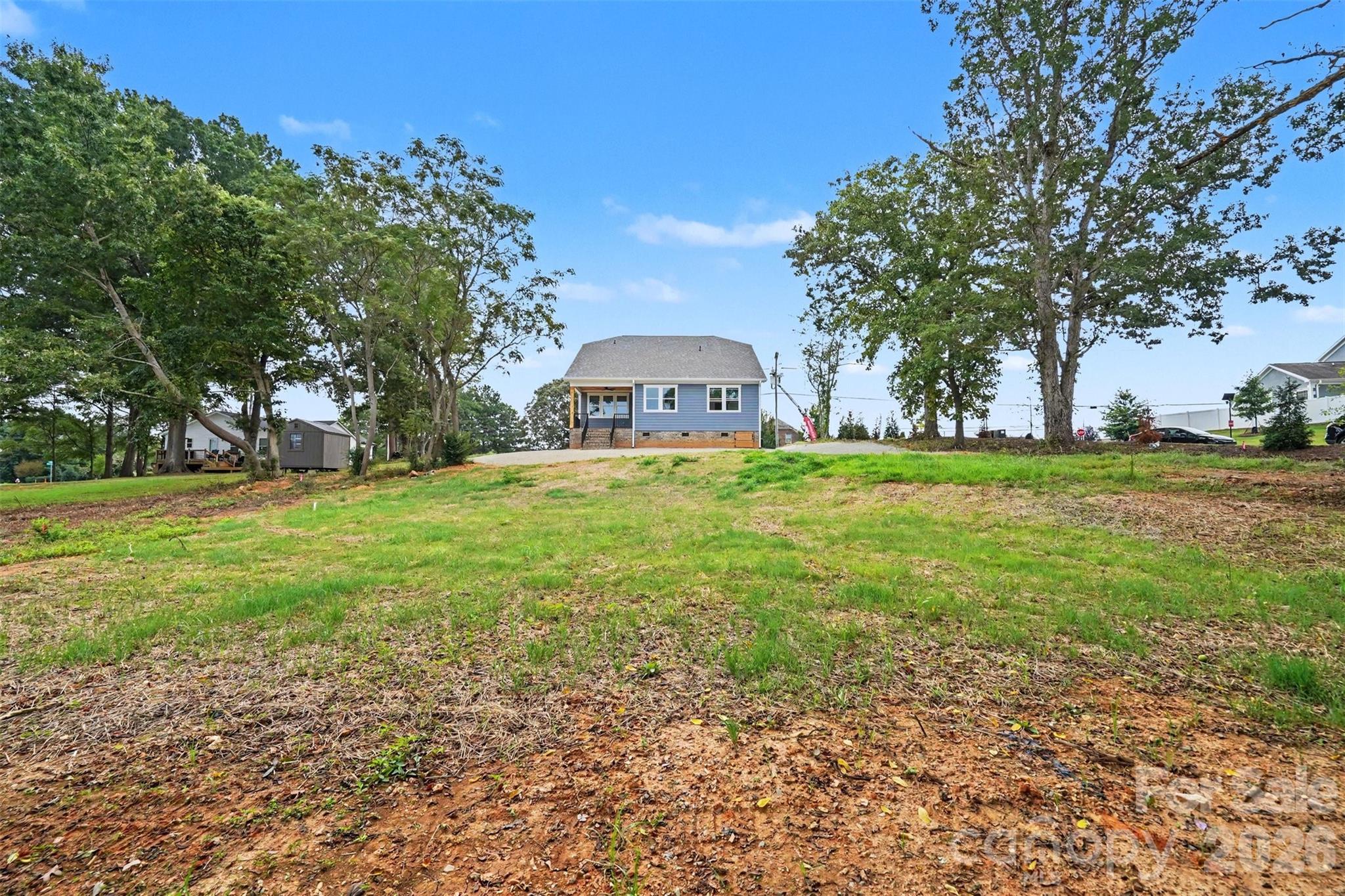 main property photo 11