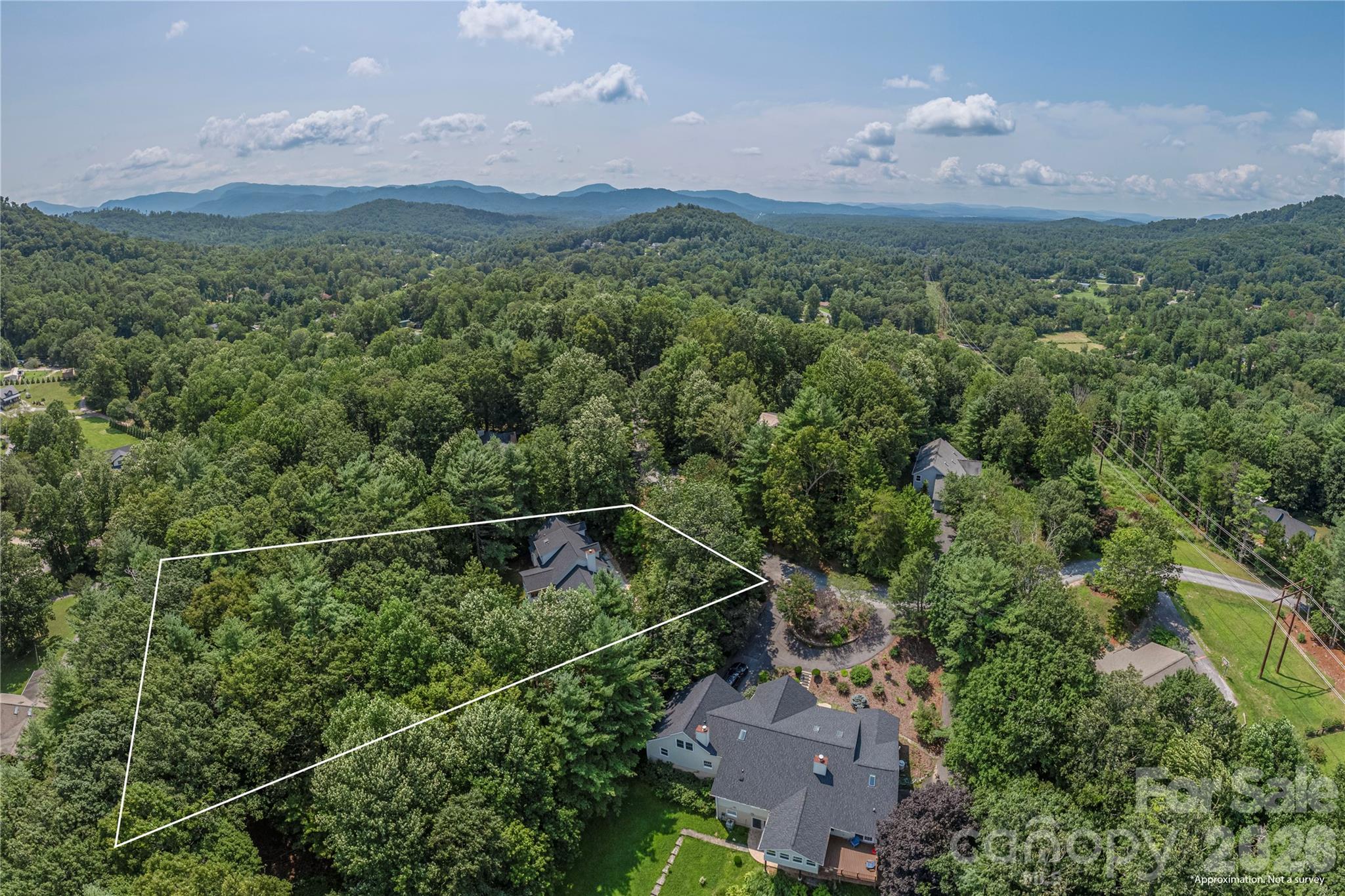 main property photo 40