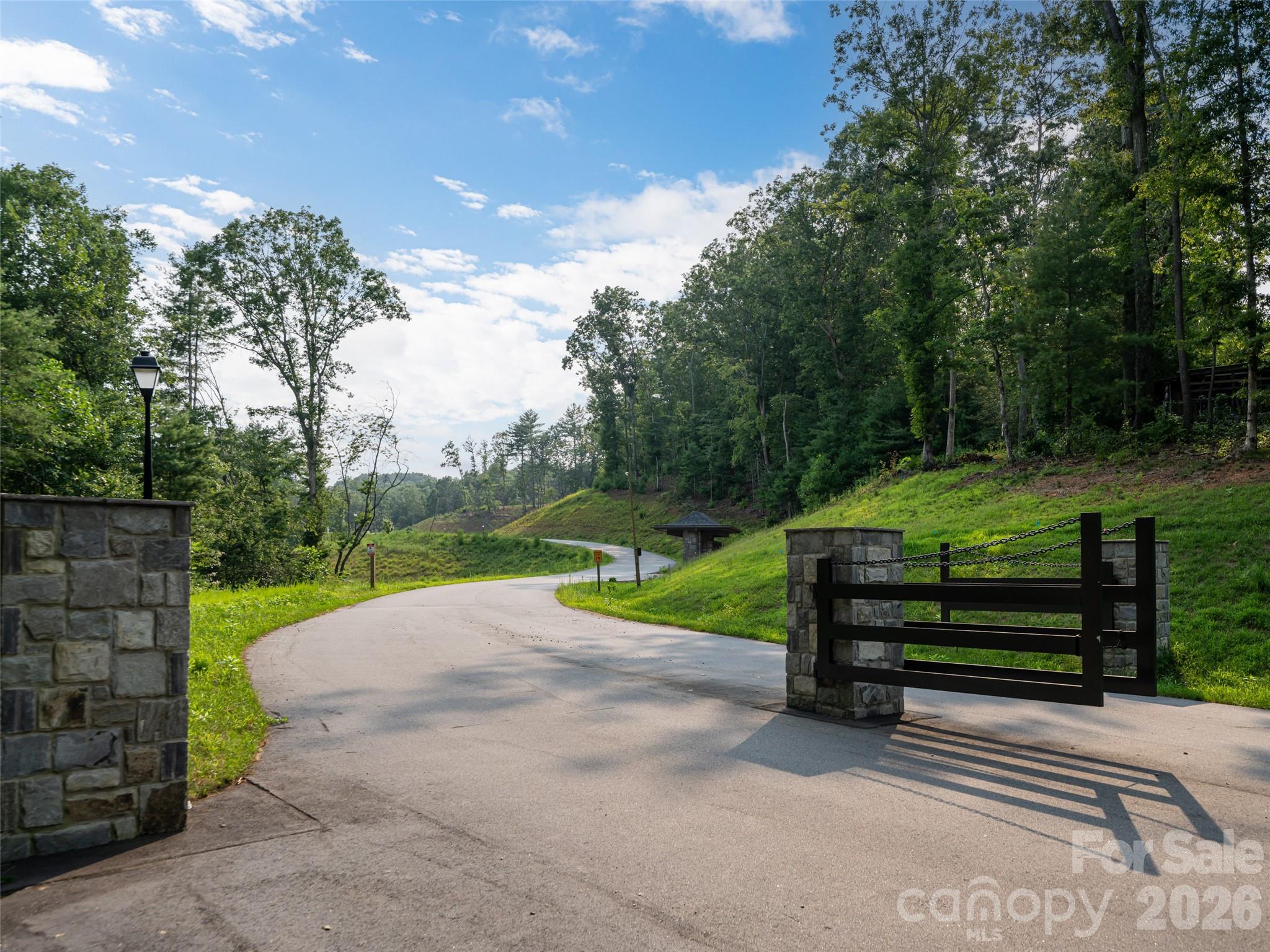 main property photo 41