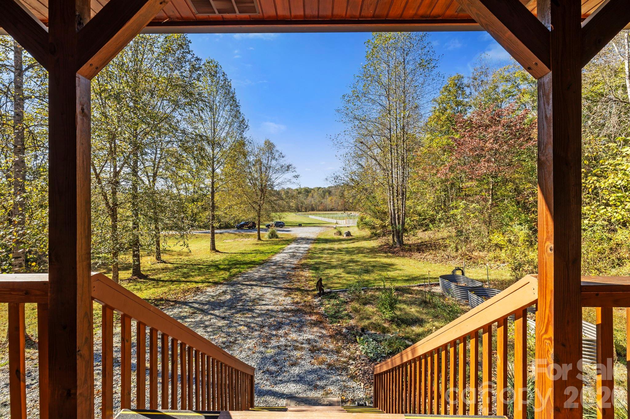 main property photo 28