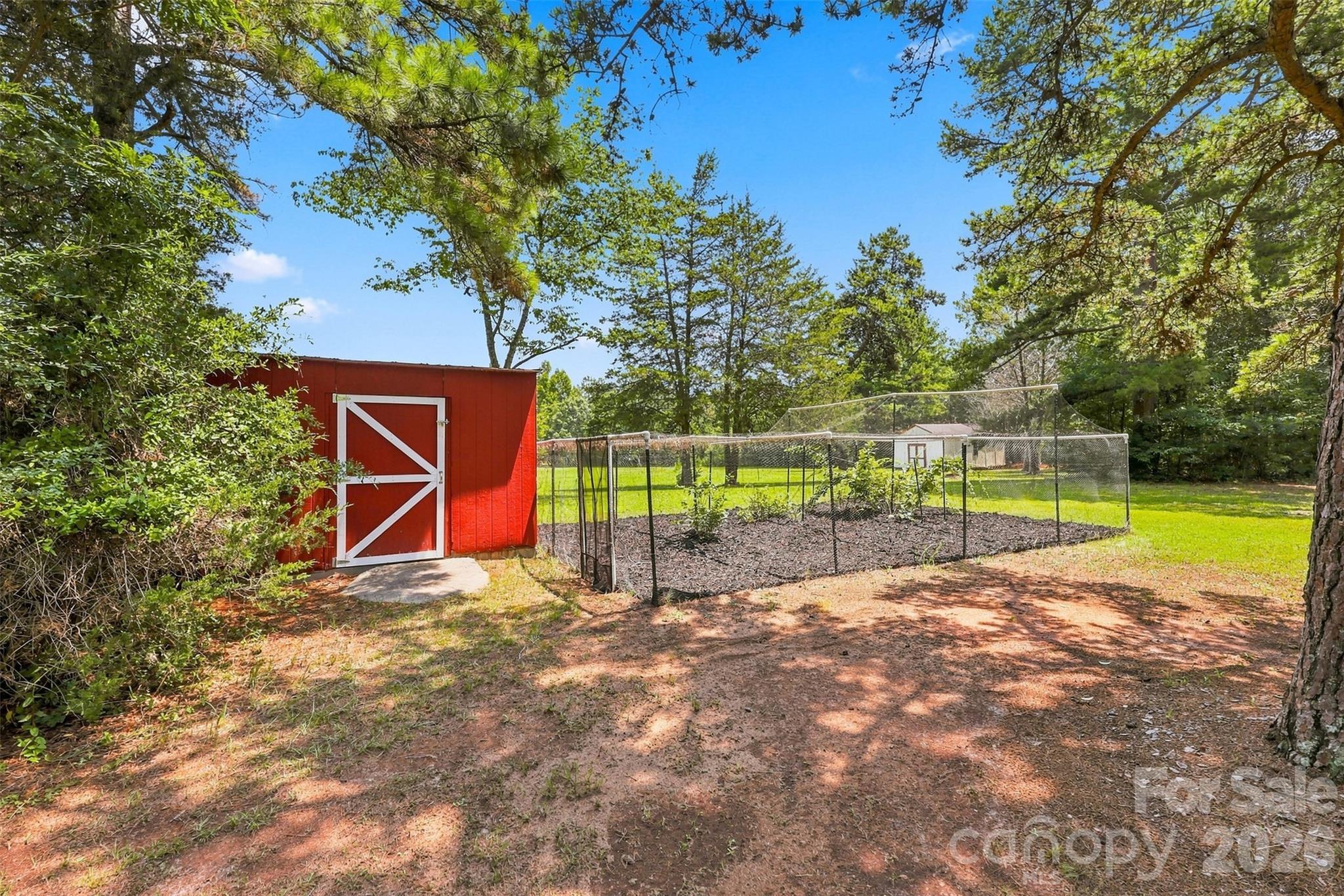 main property photo 27