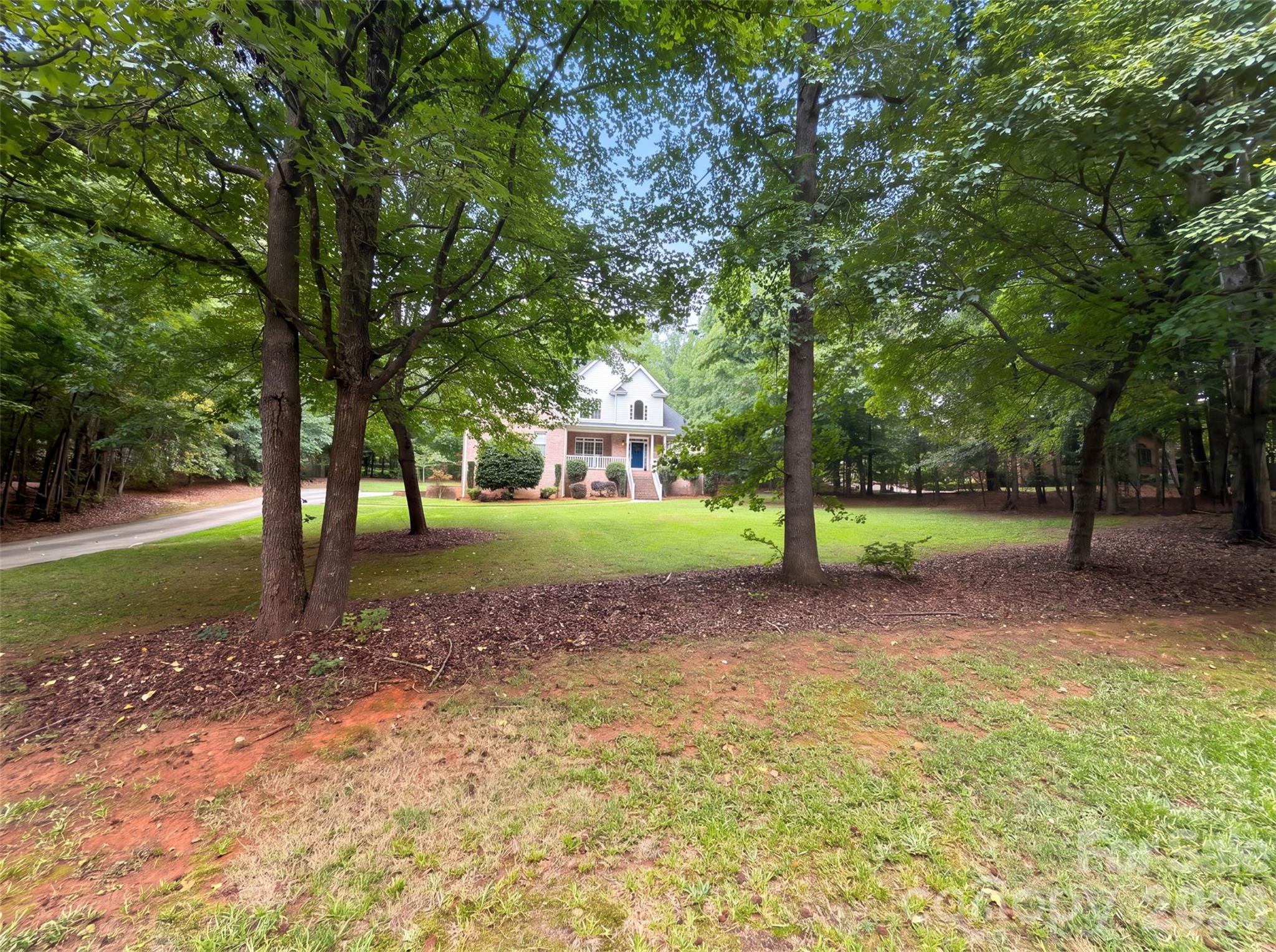 main property photo 17