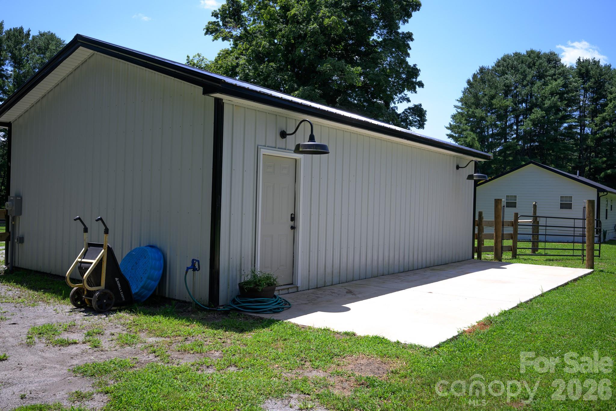 main property photo 26