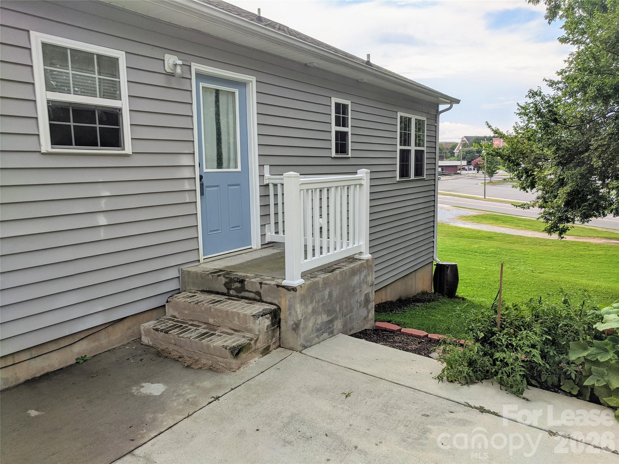 main property photo 20