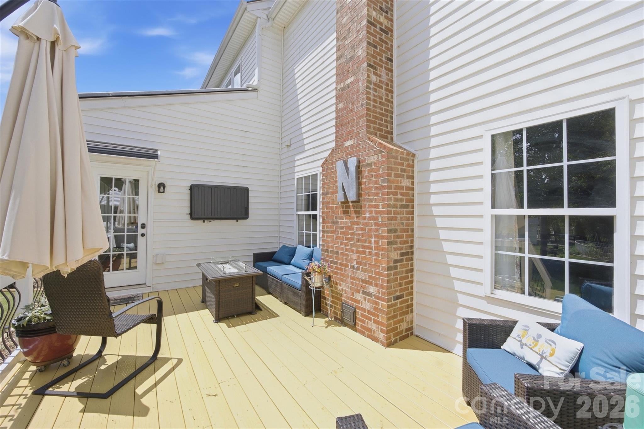 main property photo 27