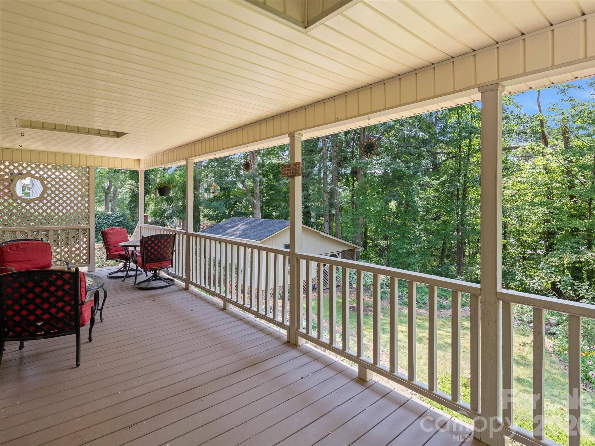 main property photo 23