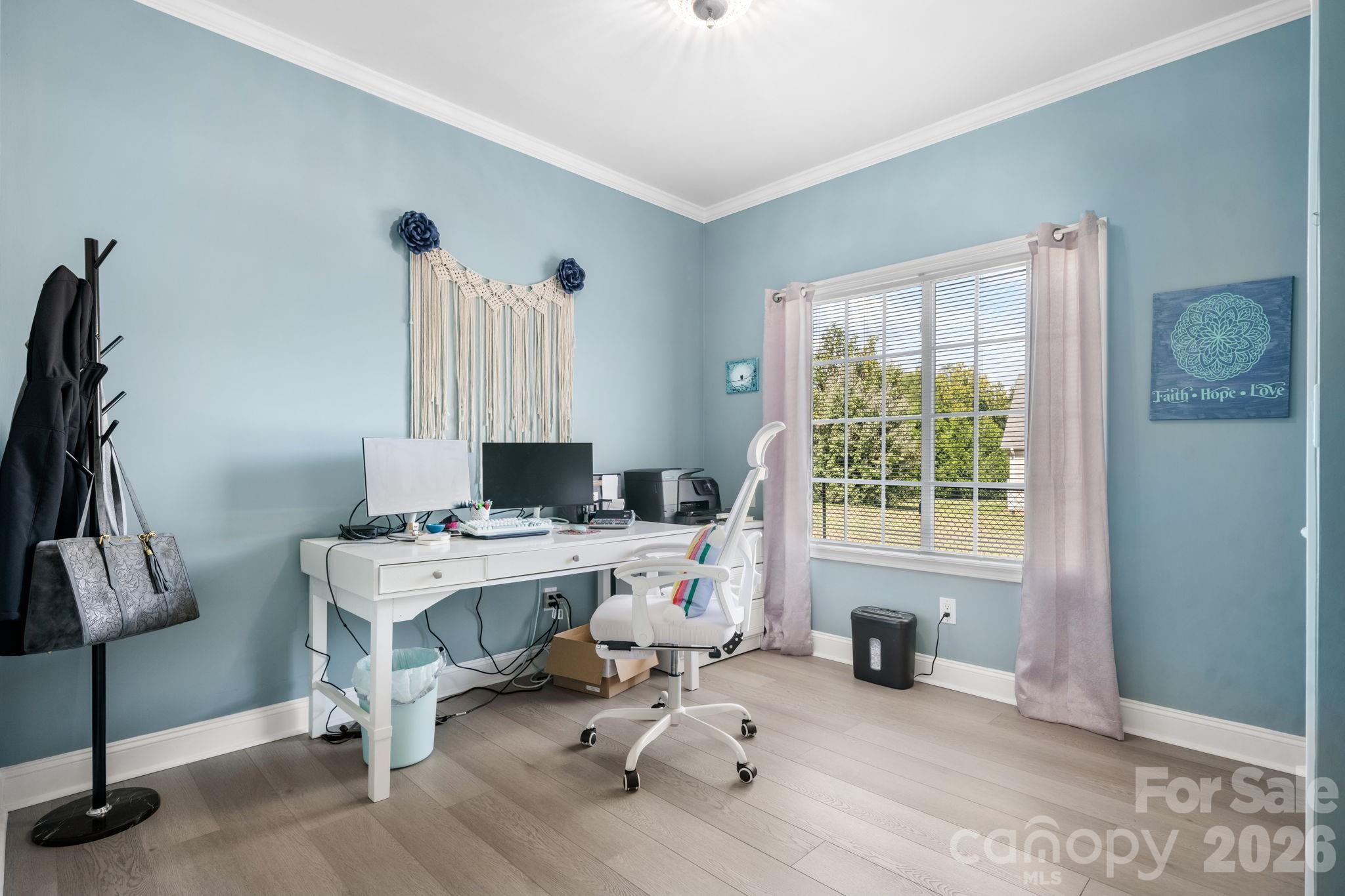 main property photo 18