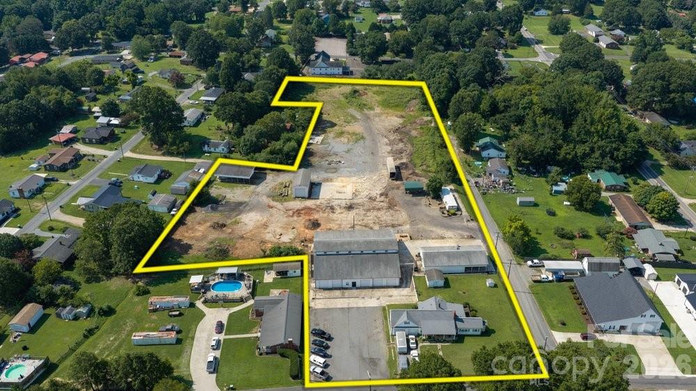 main property photo 0