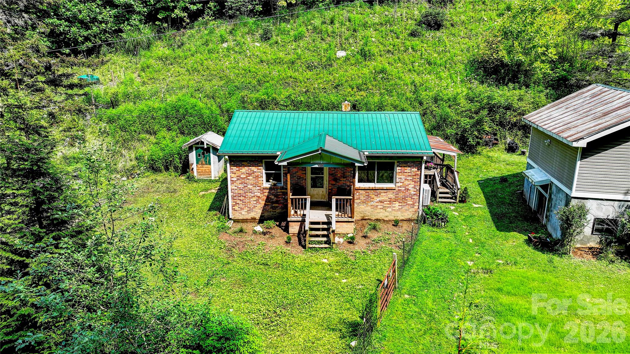 main property photo 20