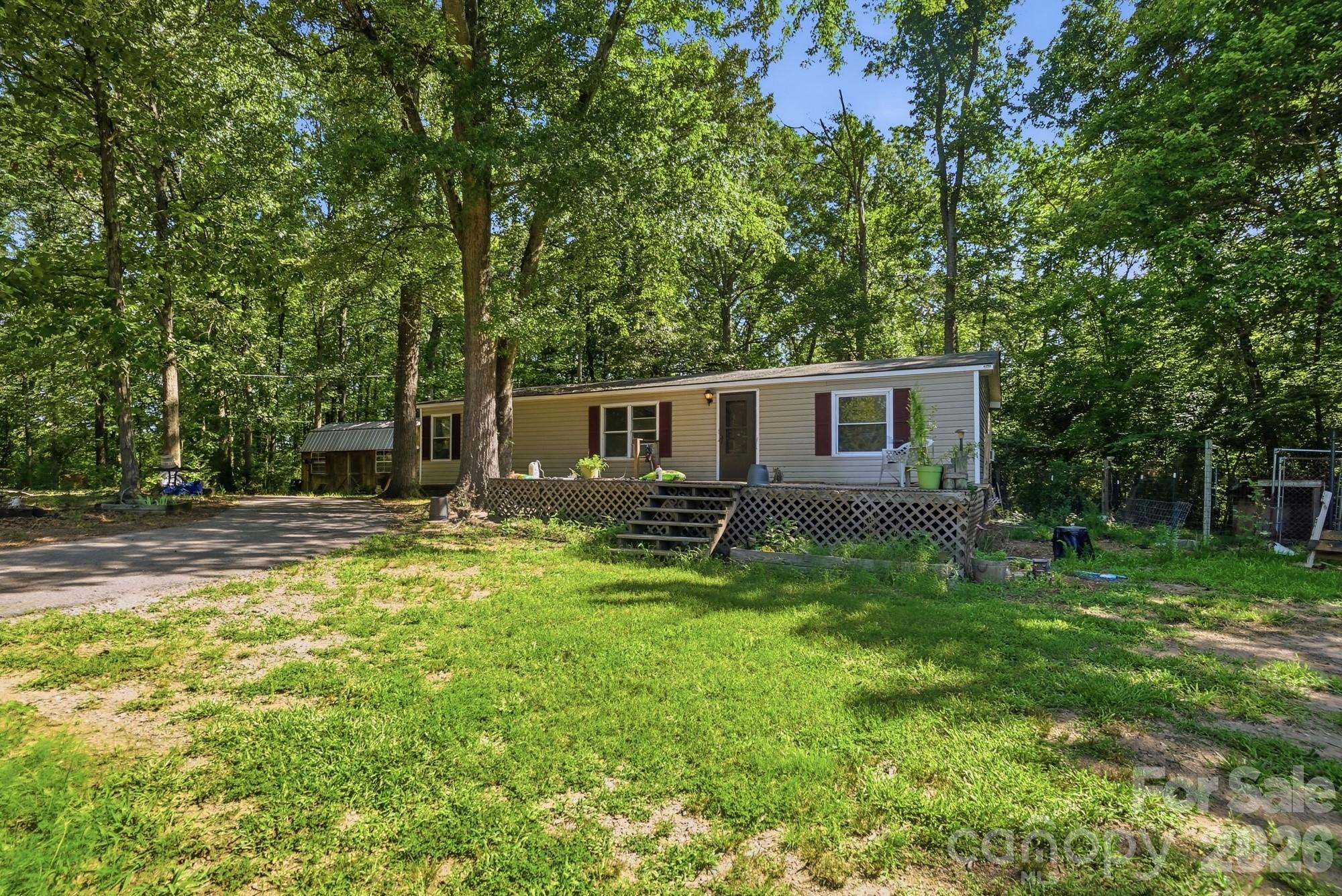 main property photo 18