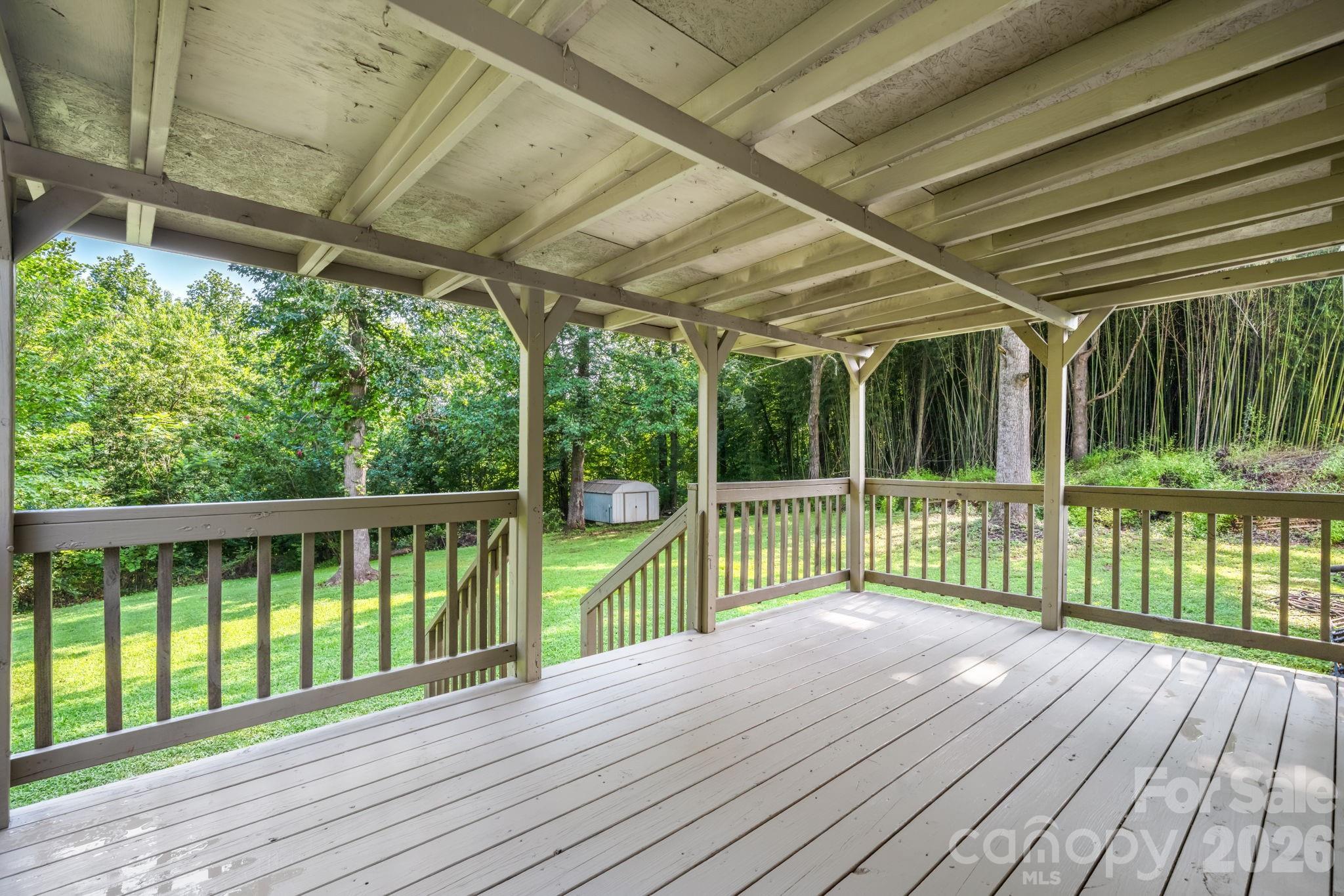 main property photo 30
