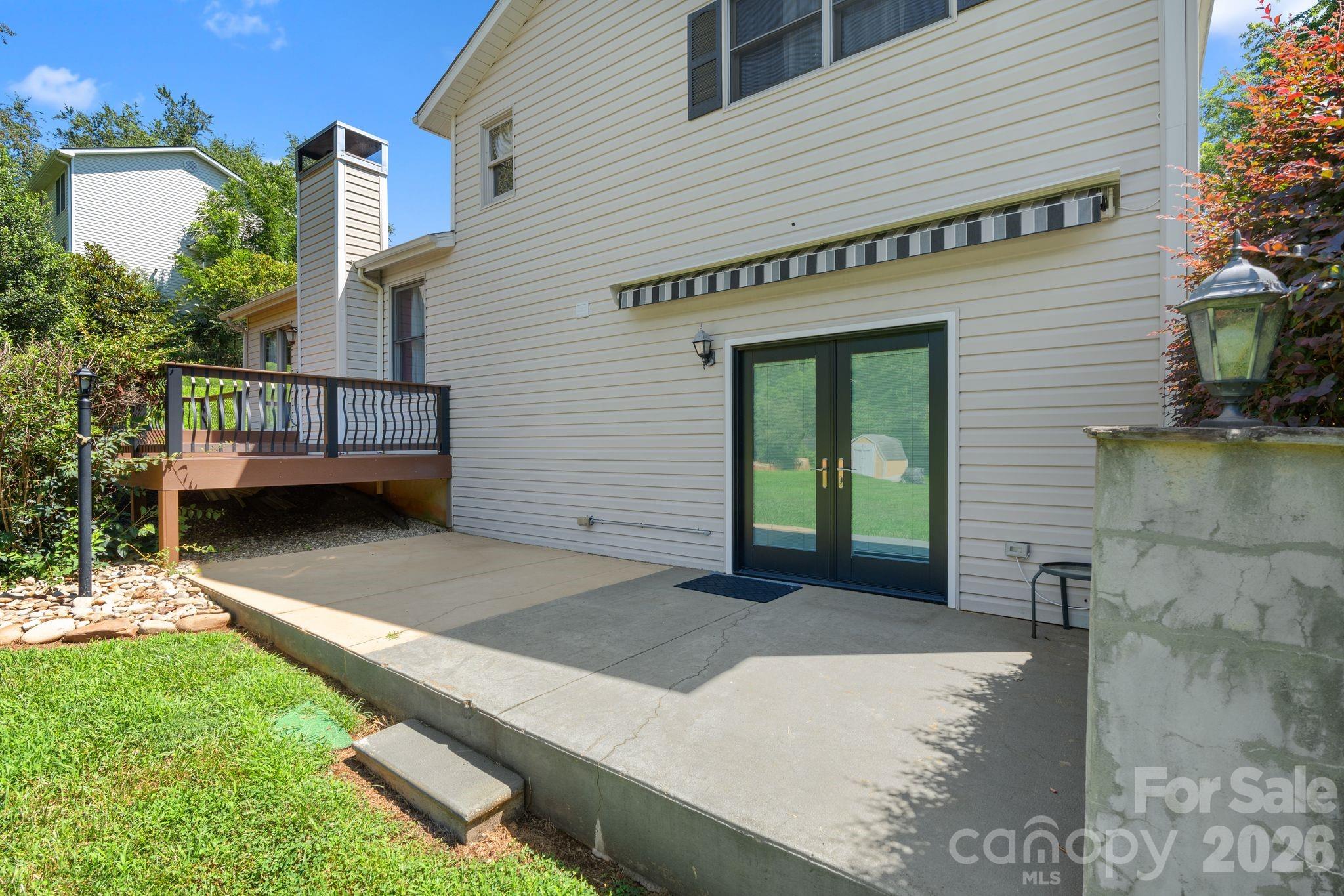 main property photo 21