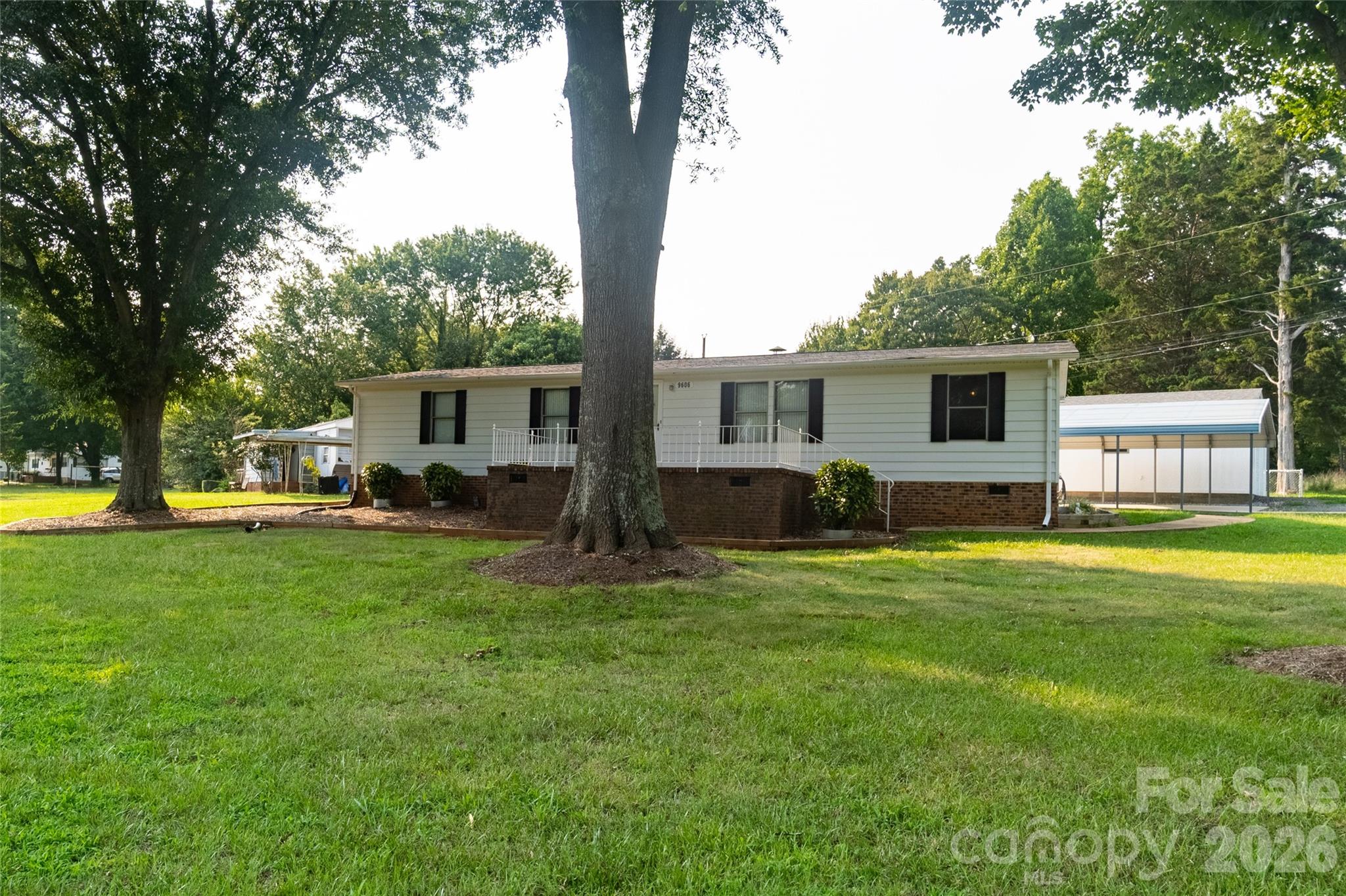 main property photo 39