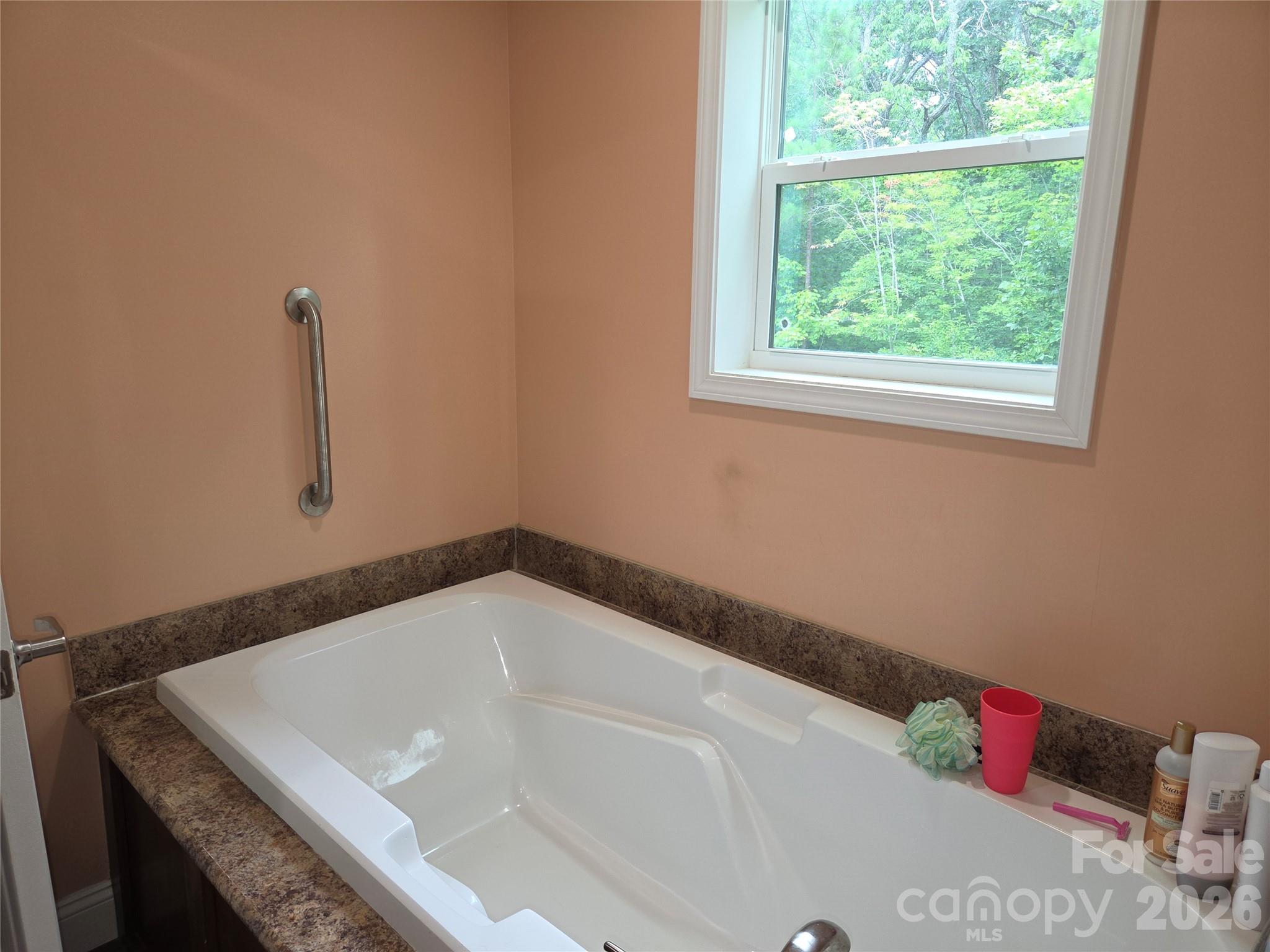 main property photo 24