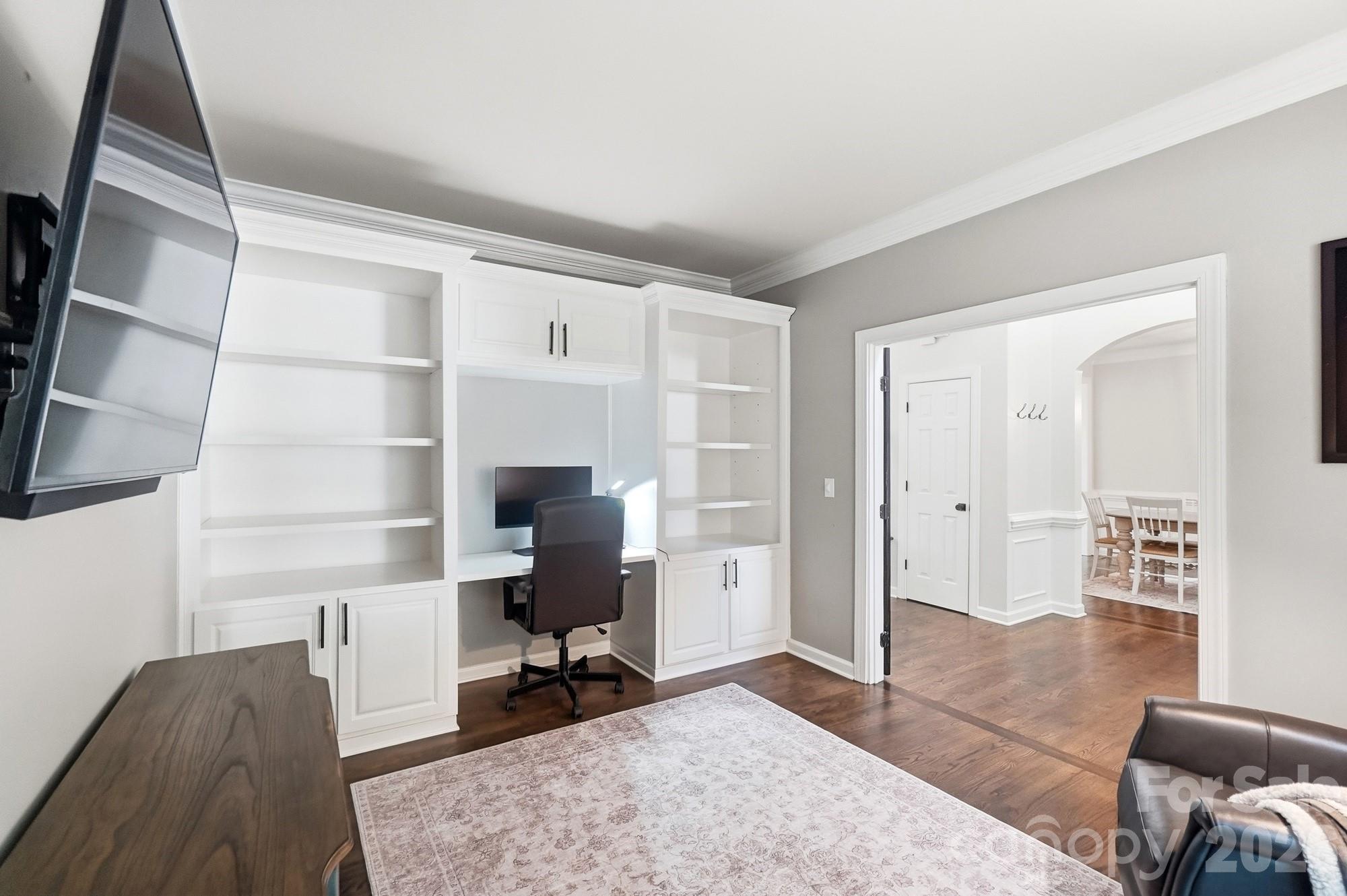 main property photo 15