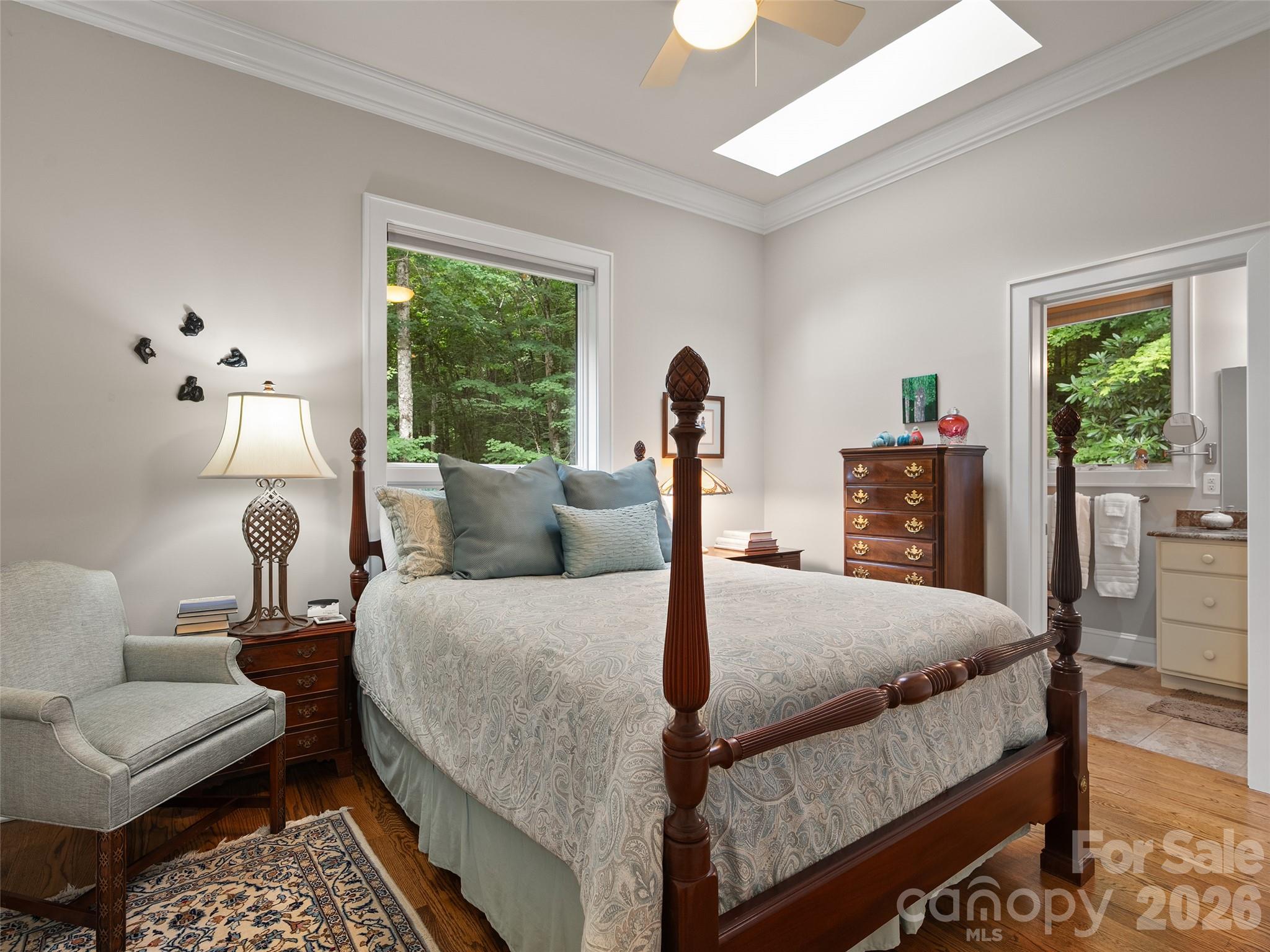 main property photo 27
