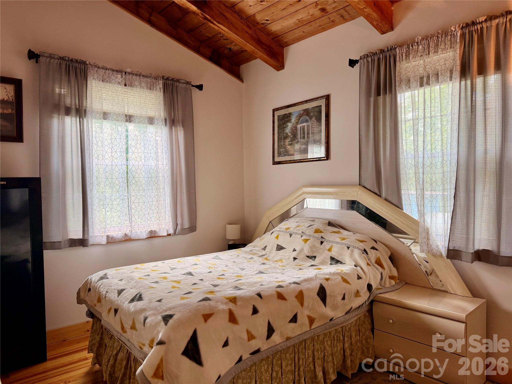 main property photo 19