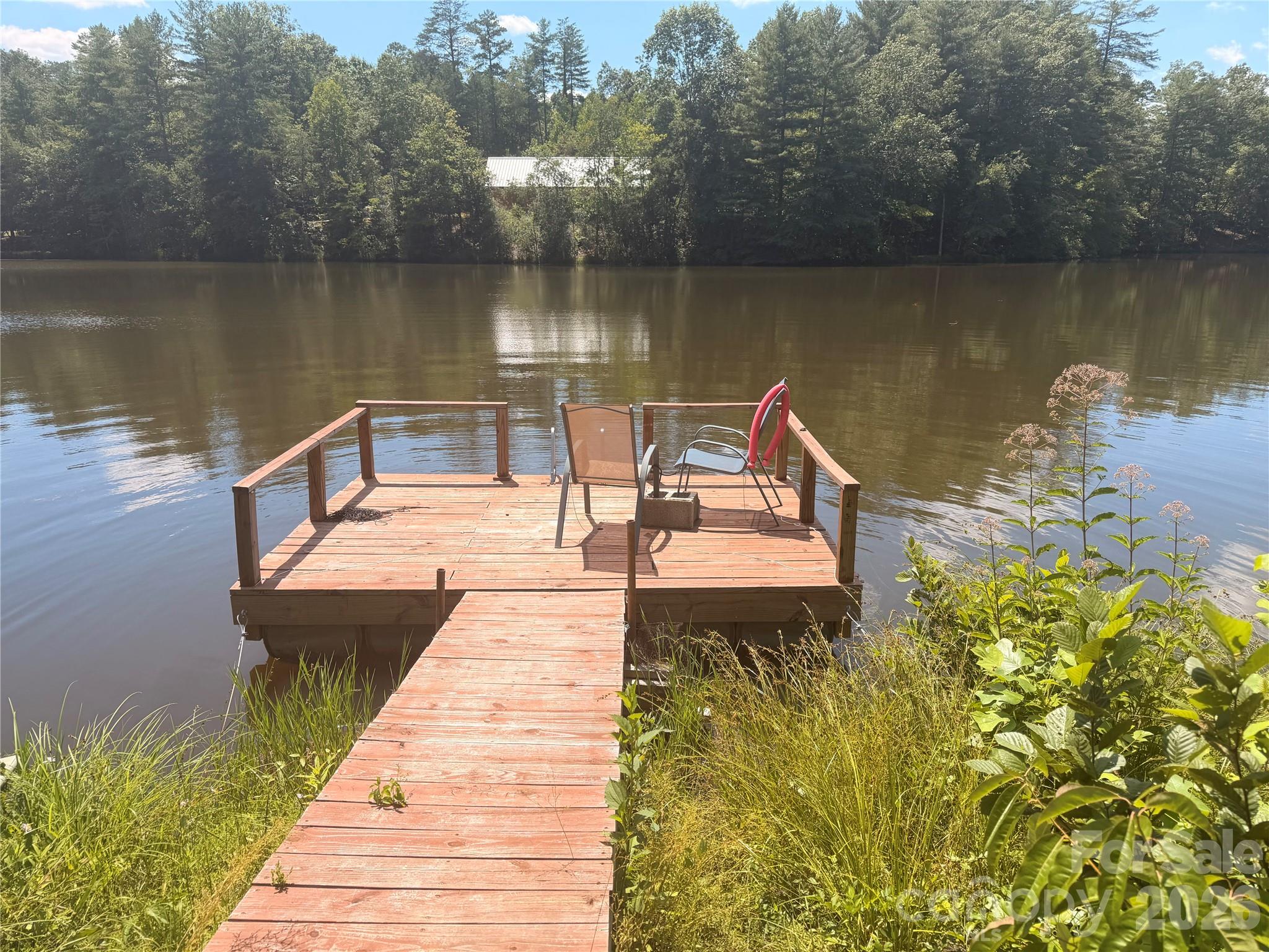 main property photo 4