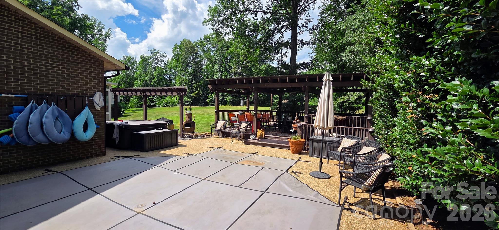 main property photo 43