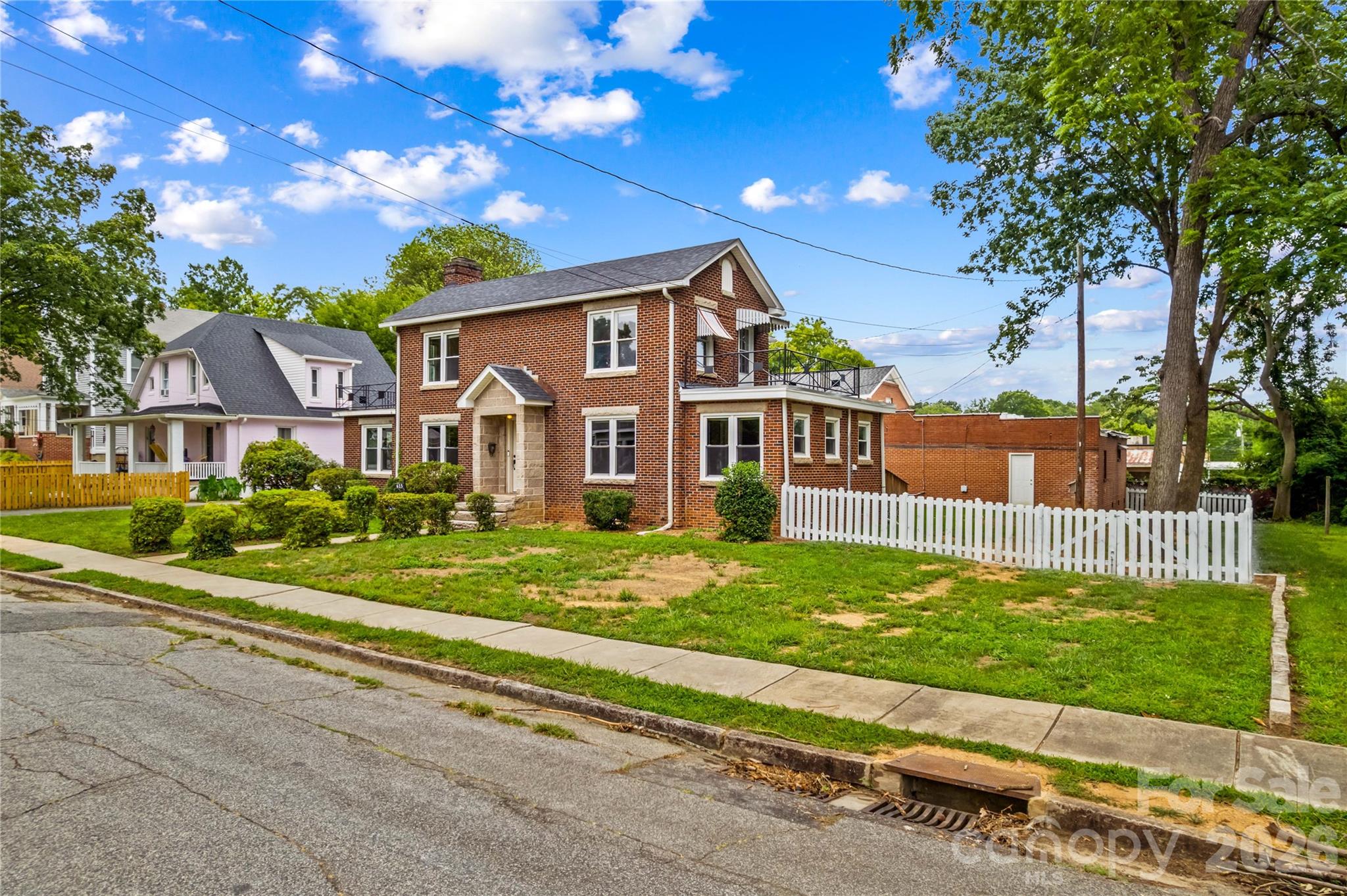 main property photo 45