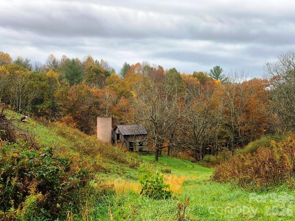 main property photo 31