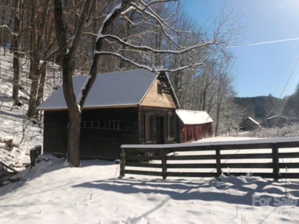 main property photo 38
