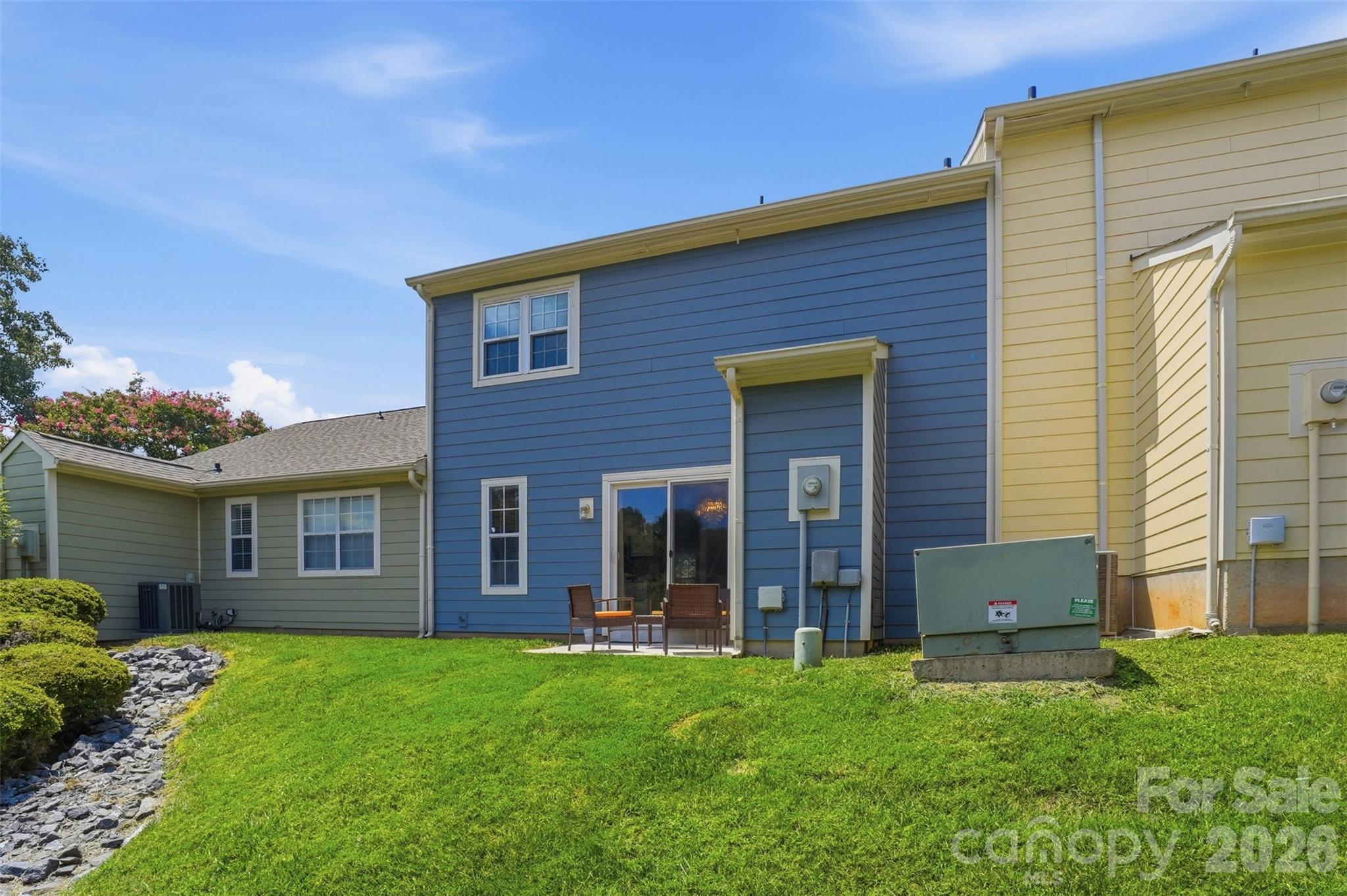 main property photo 25