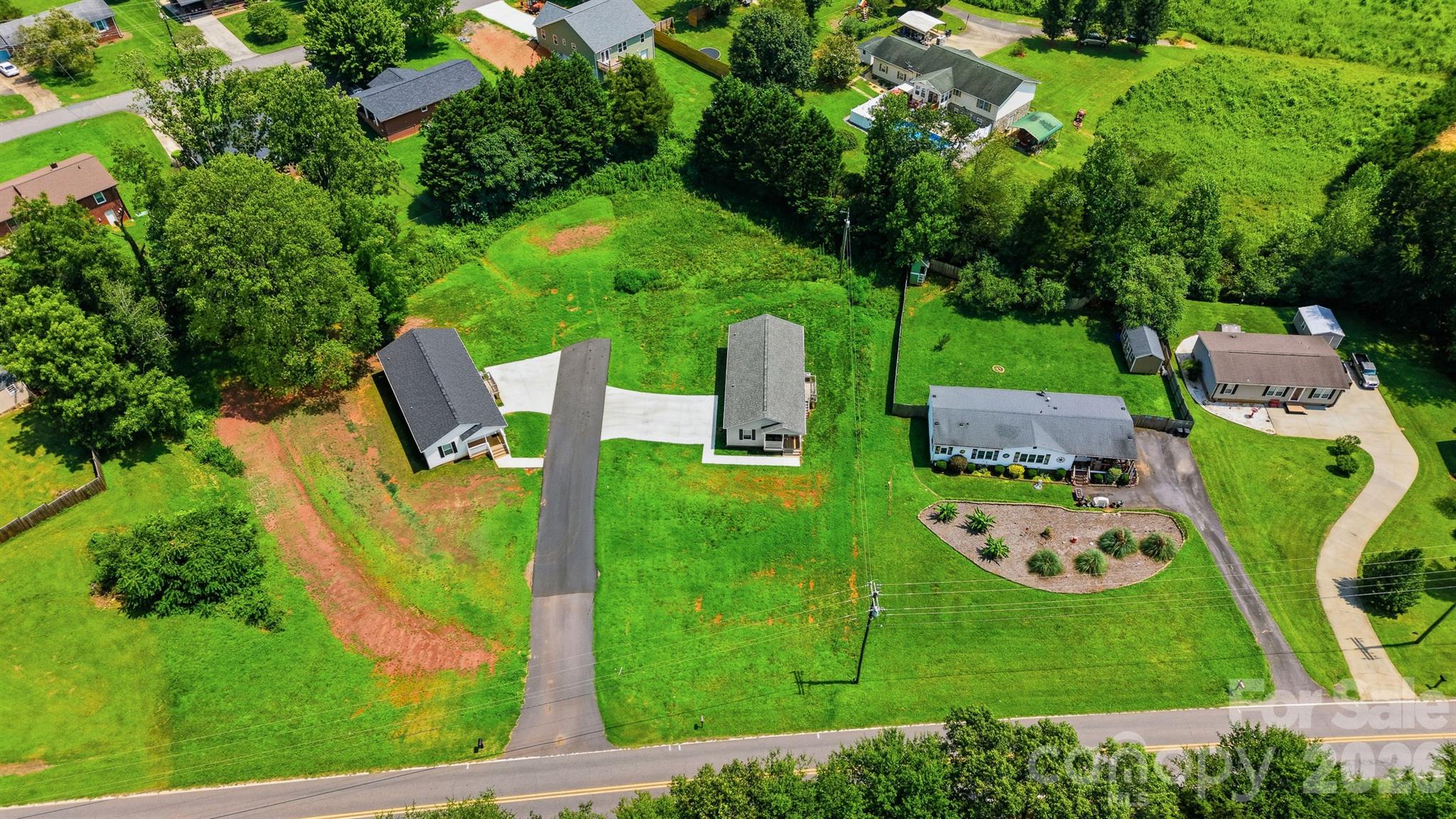 main property photo 26