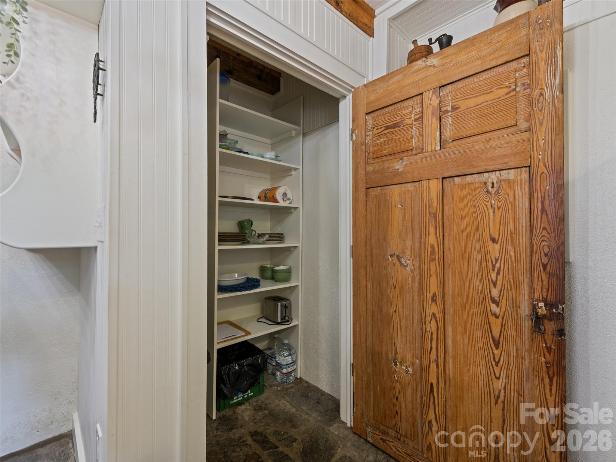 main property photo 19