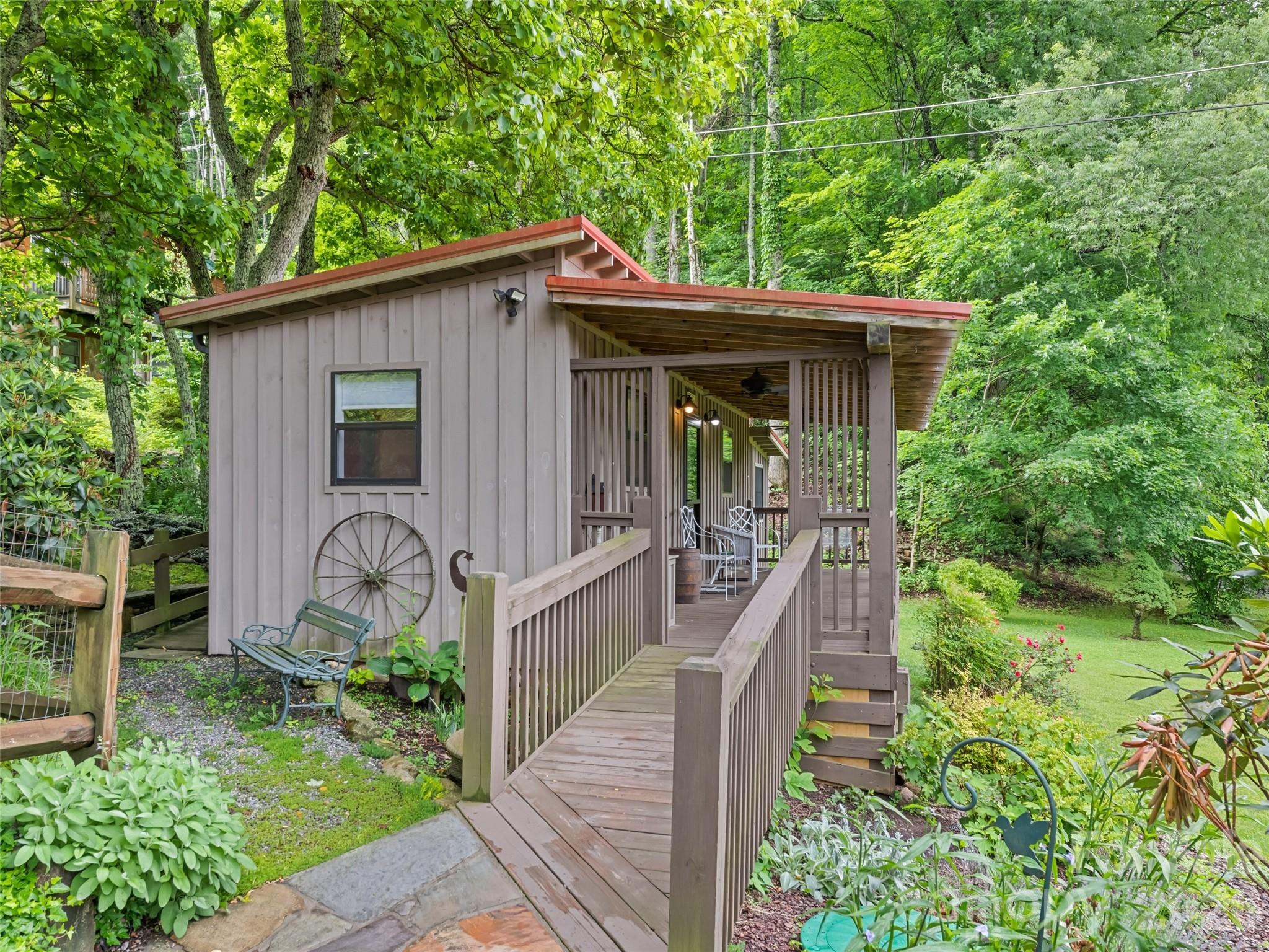 main property photo 45