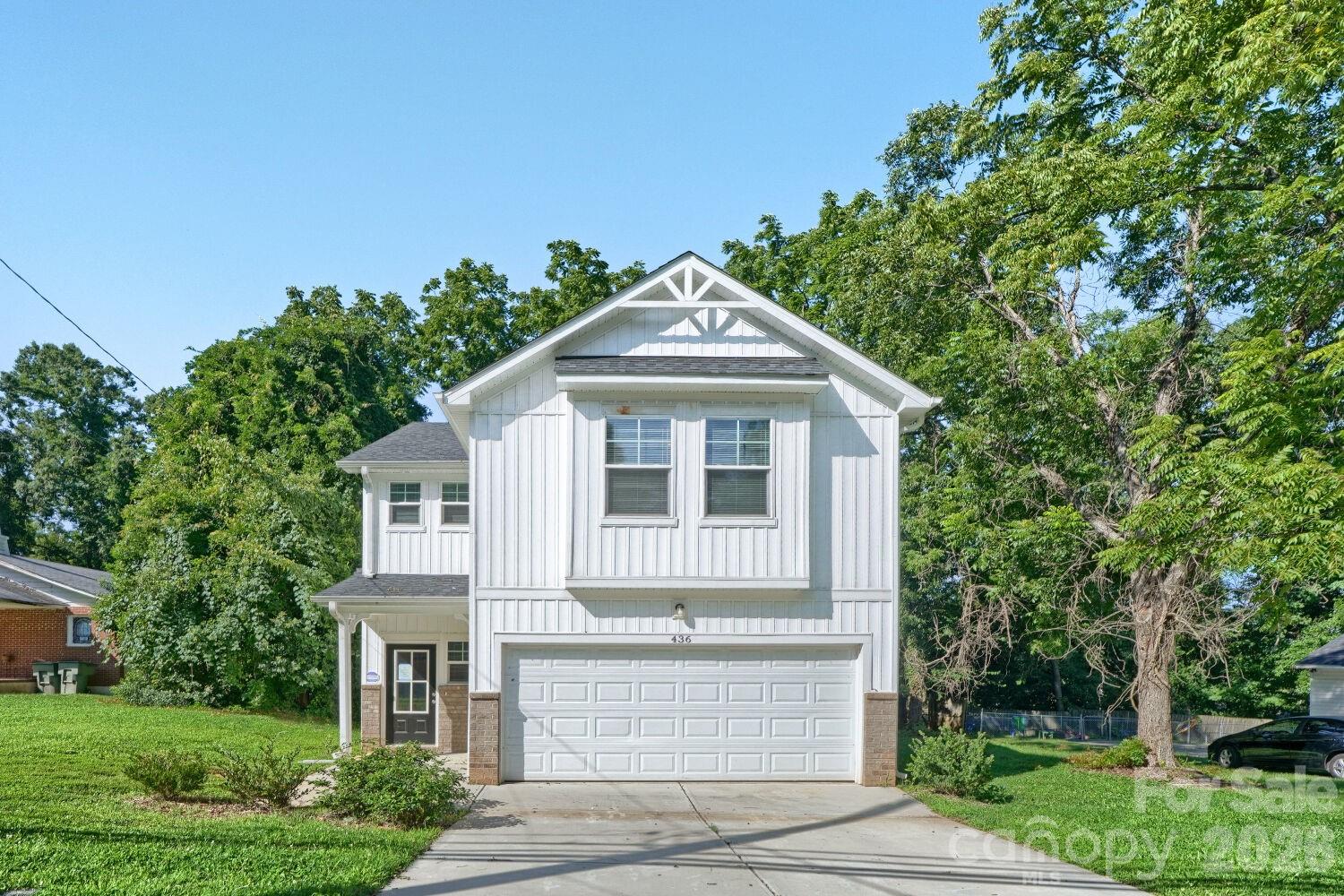 main property photo 0