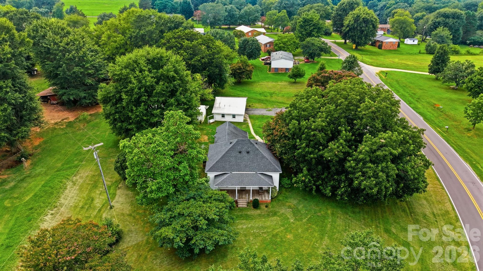 main property photo 27