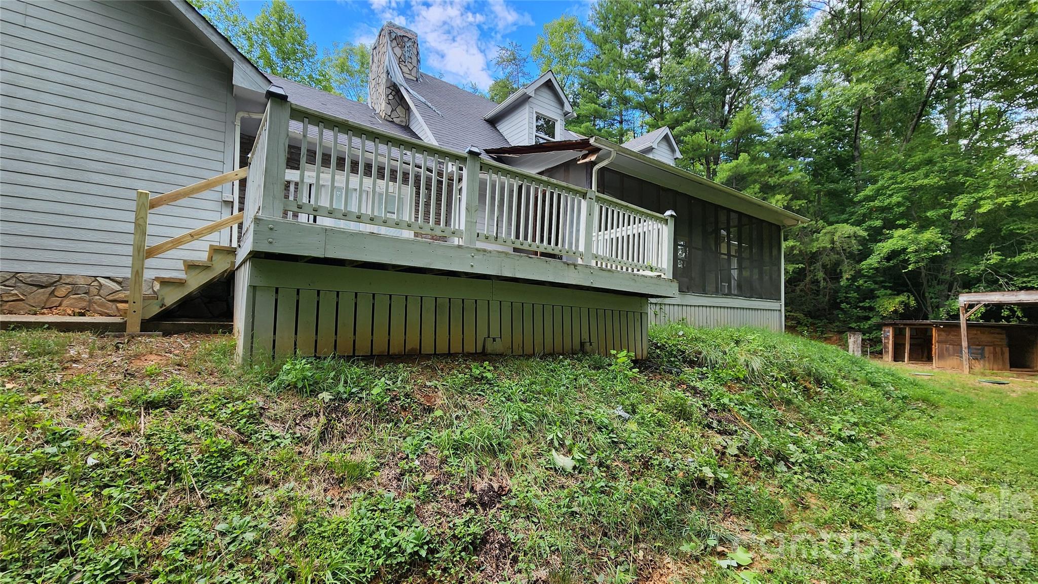 main property photo 32