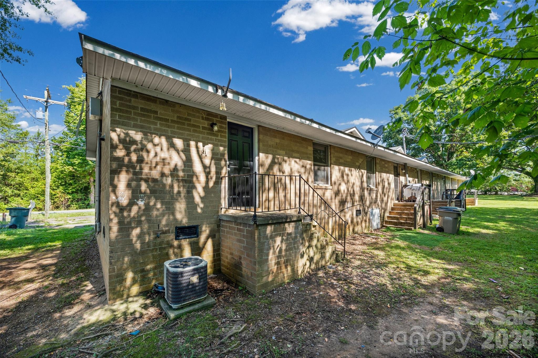 main property photo 19