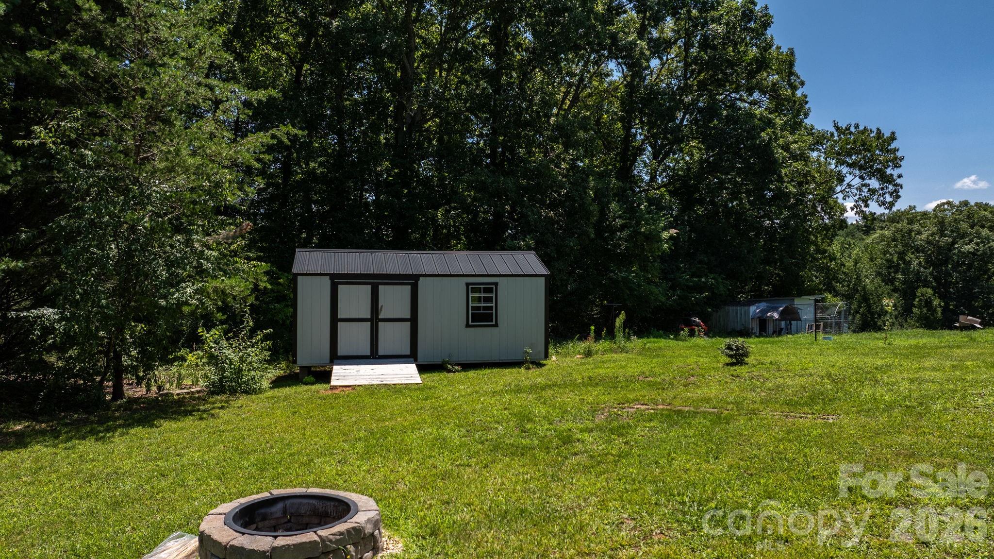main property photo 24