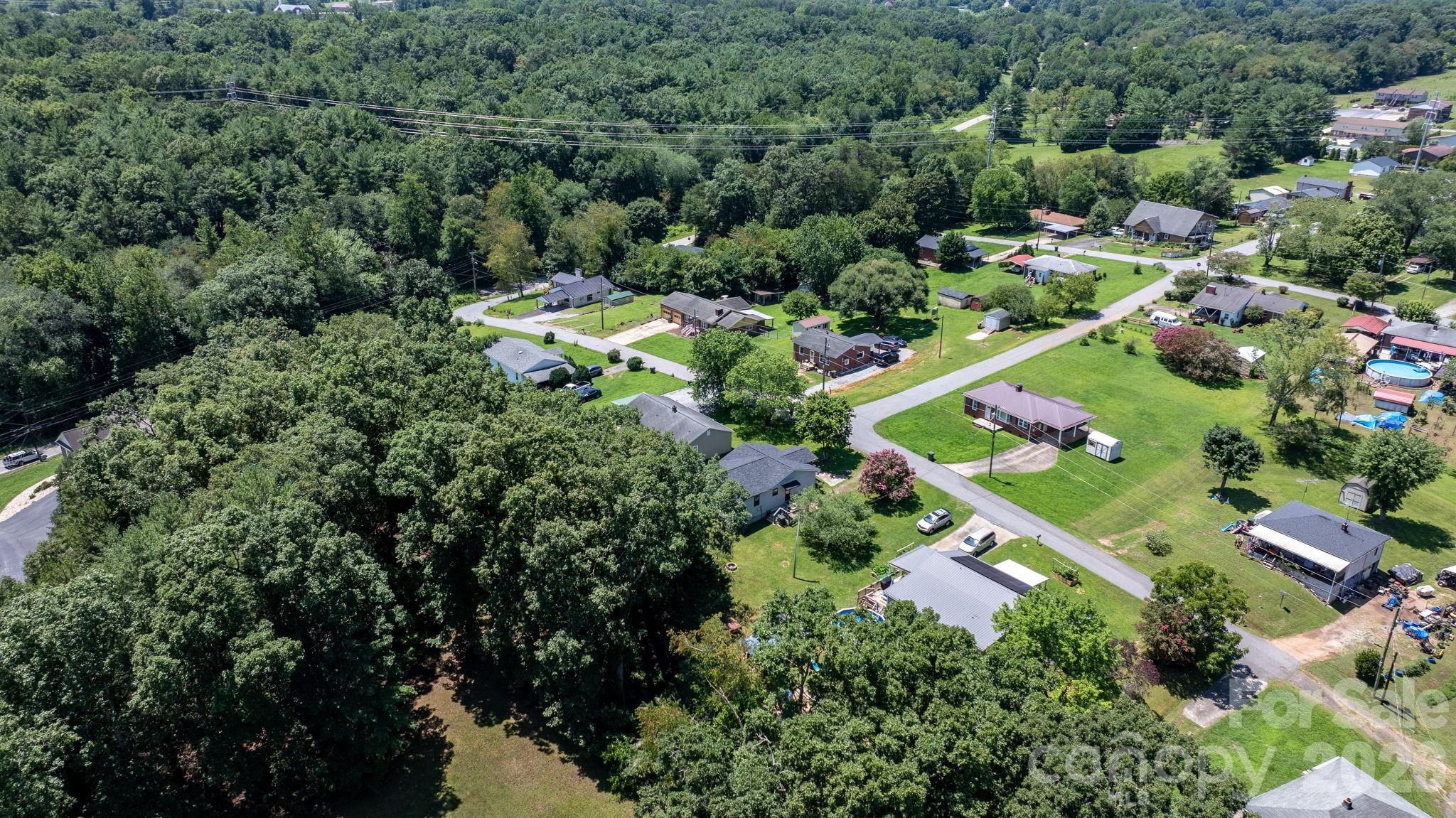 main property photo 29