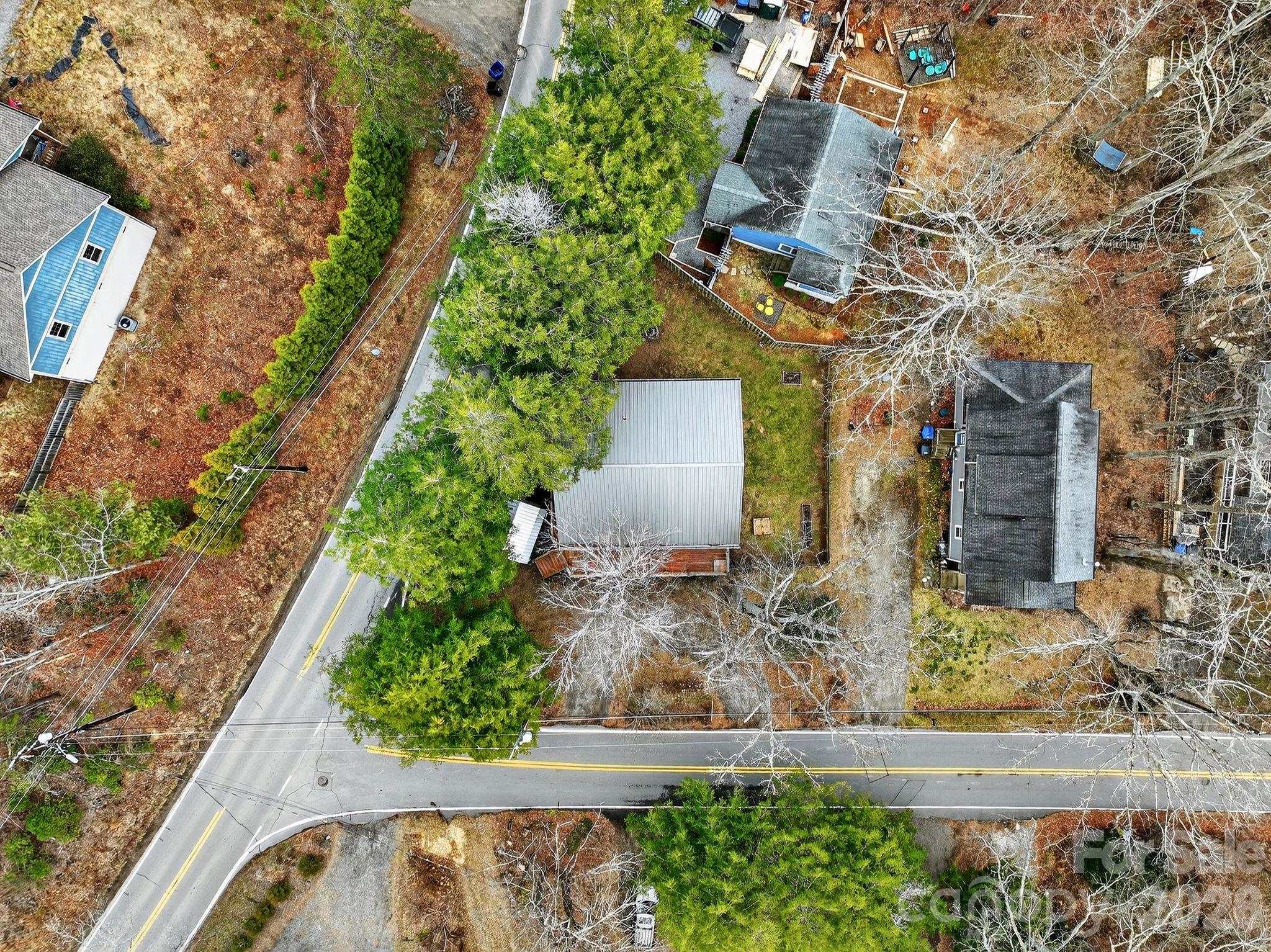 main property photo 25