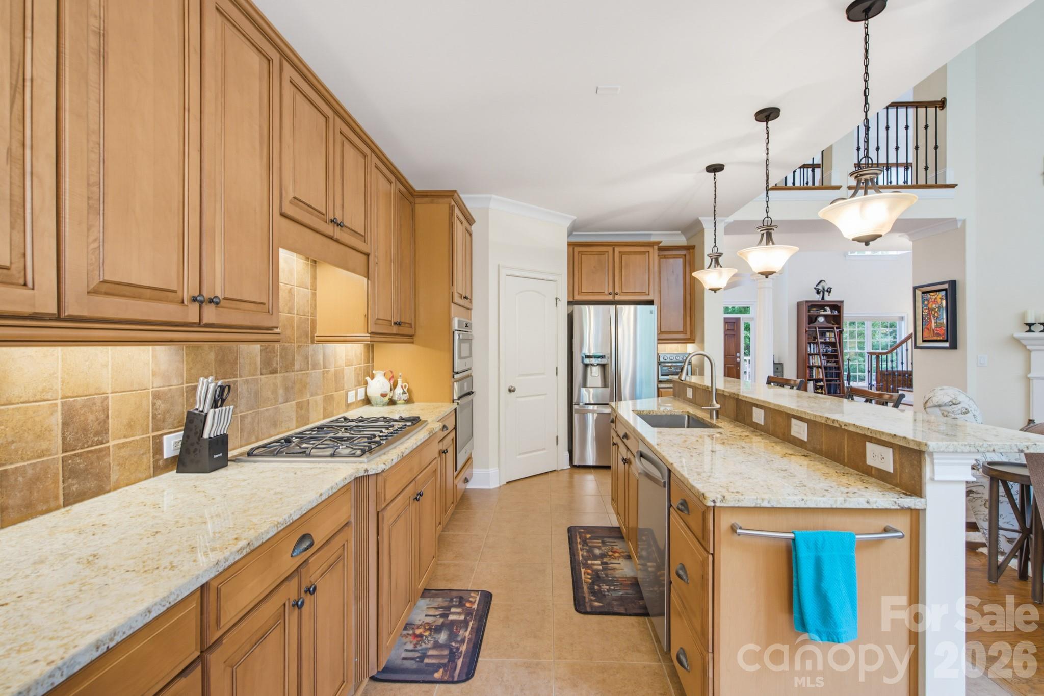 main property photo 15