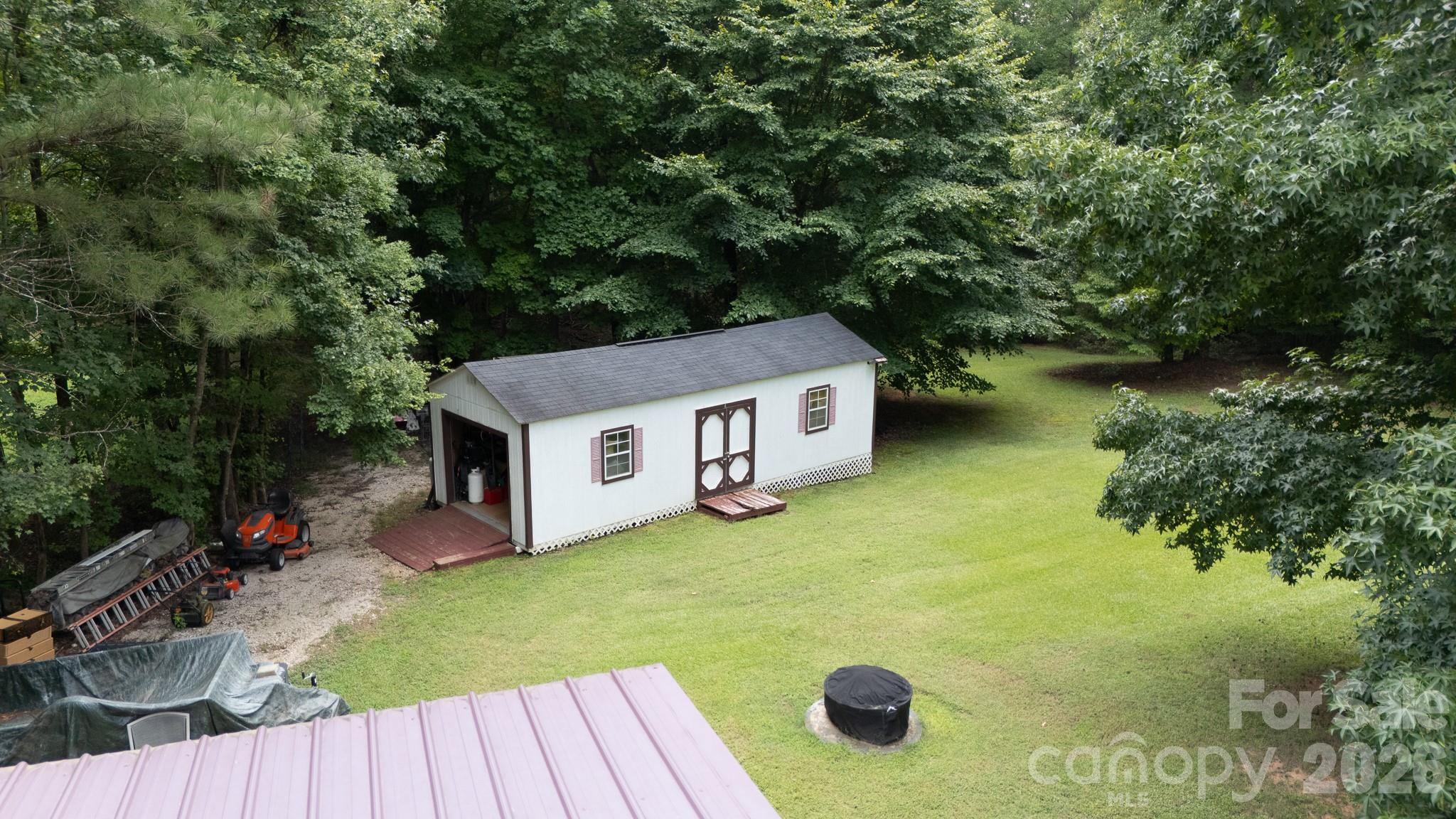 main property photo 27