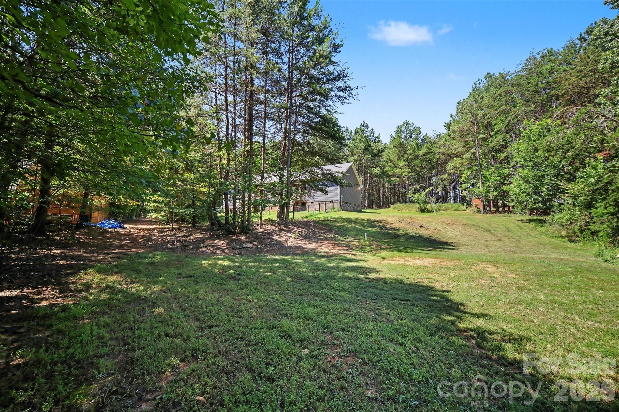 main property photo 31