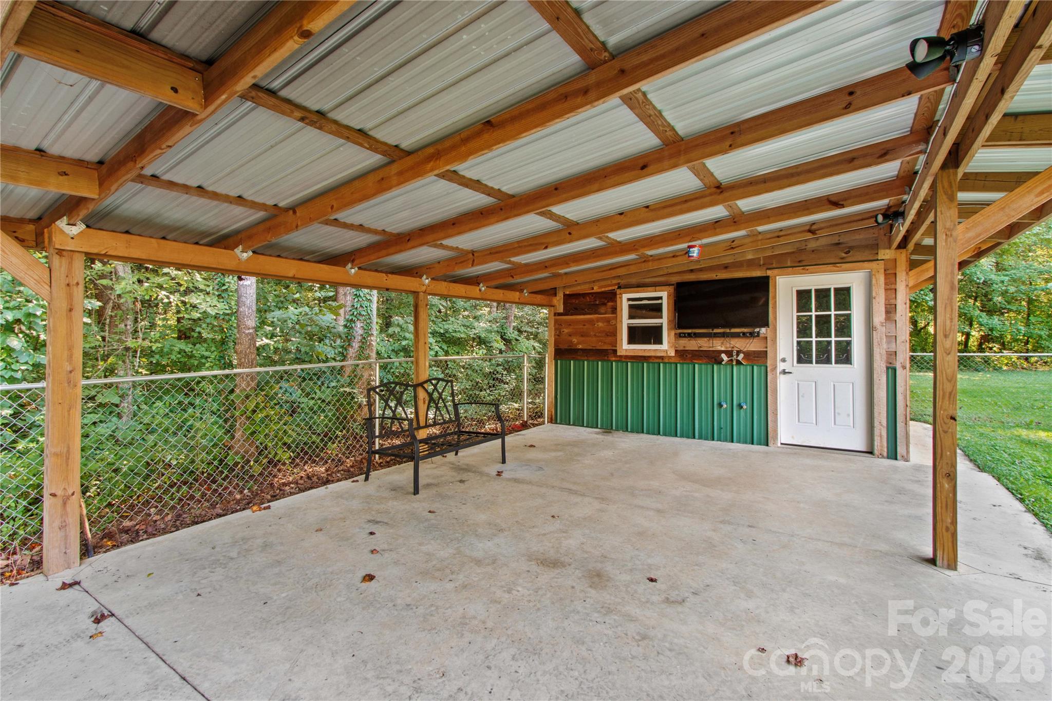 main property photo 38