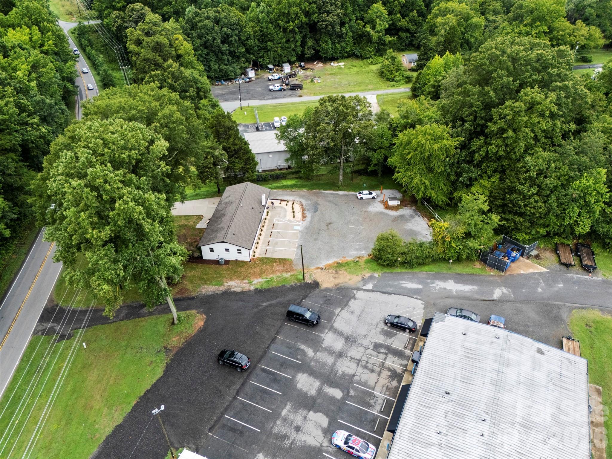 main property photo 26
