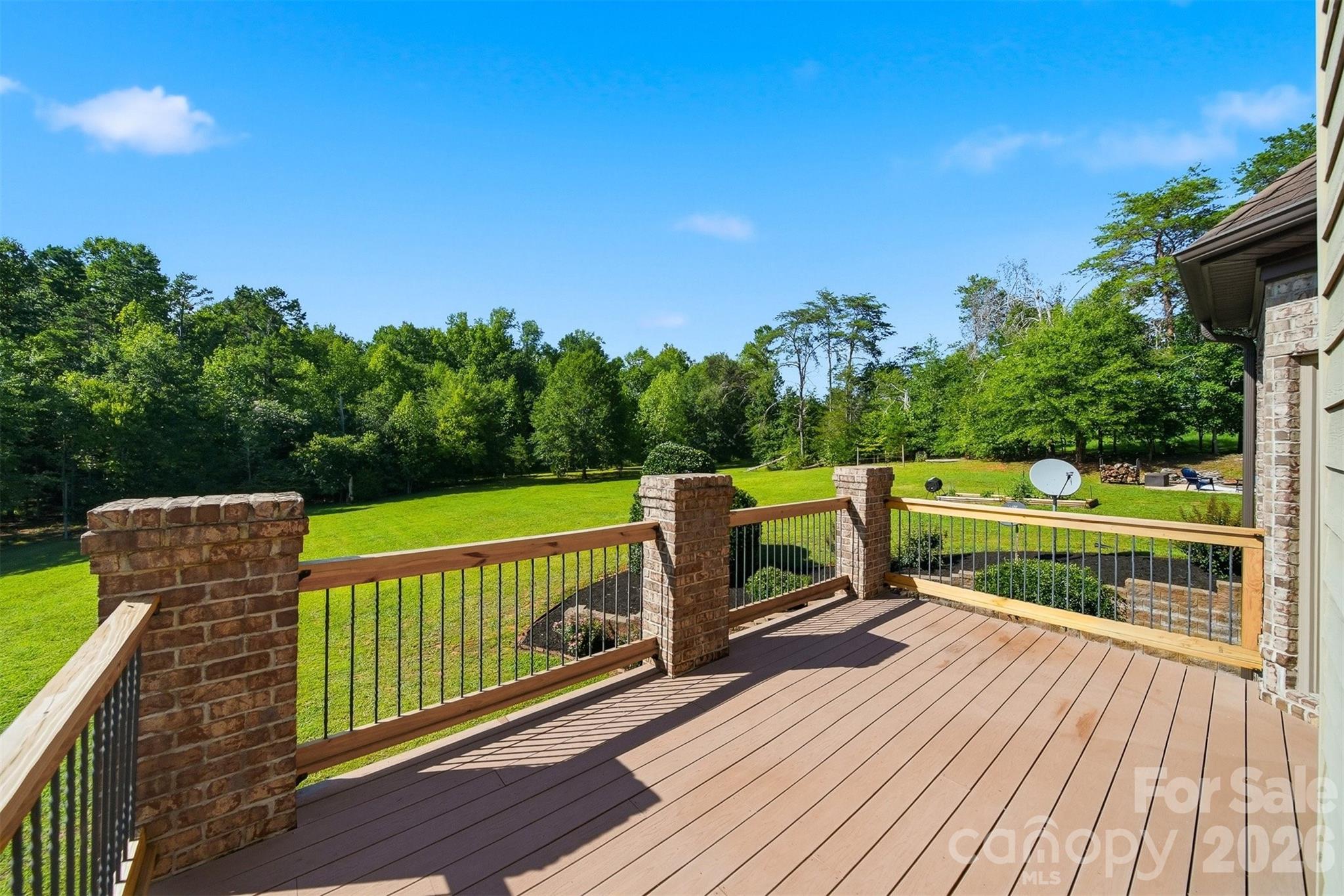 main property photo 26