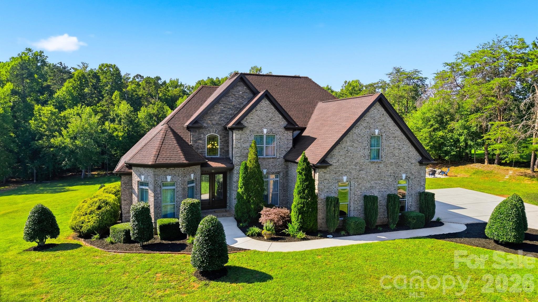 main property photo 45