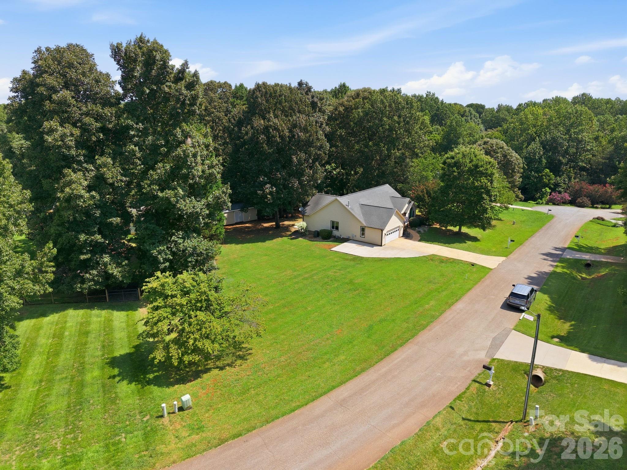 main property photo 41