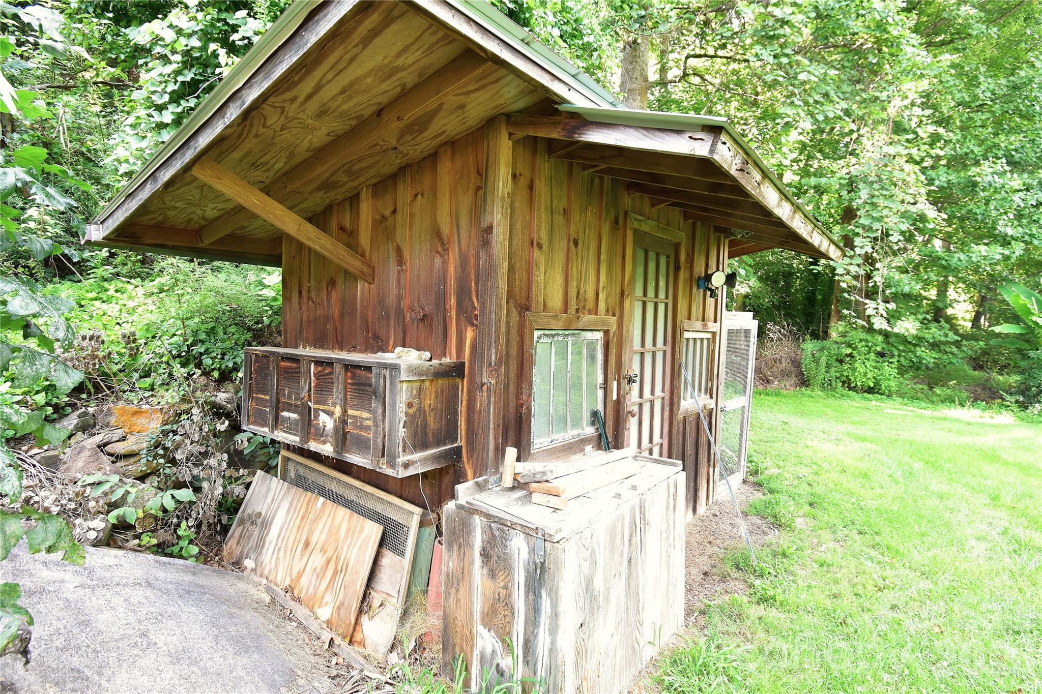 main property photo 37