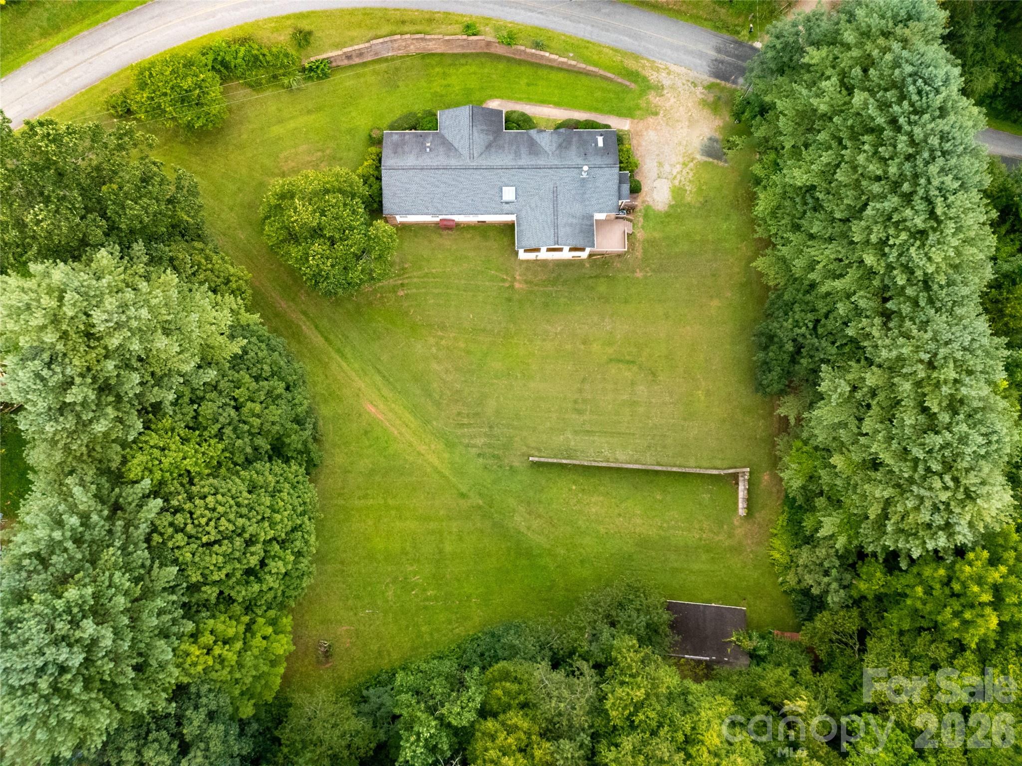 main property photo 14